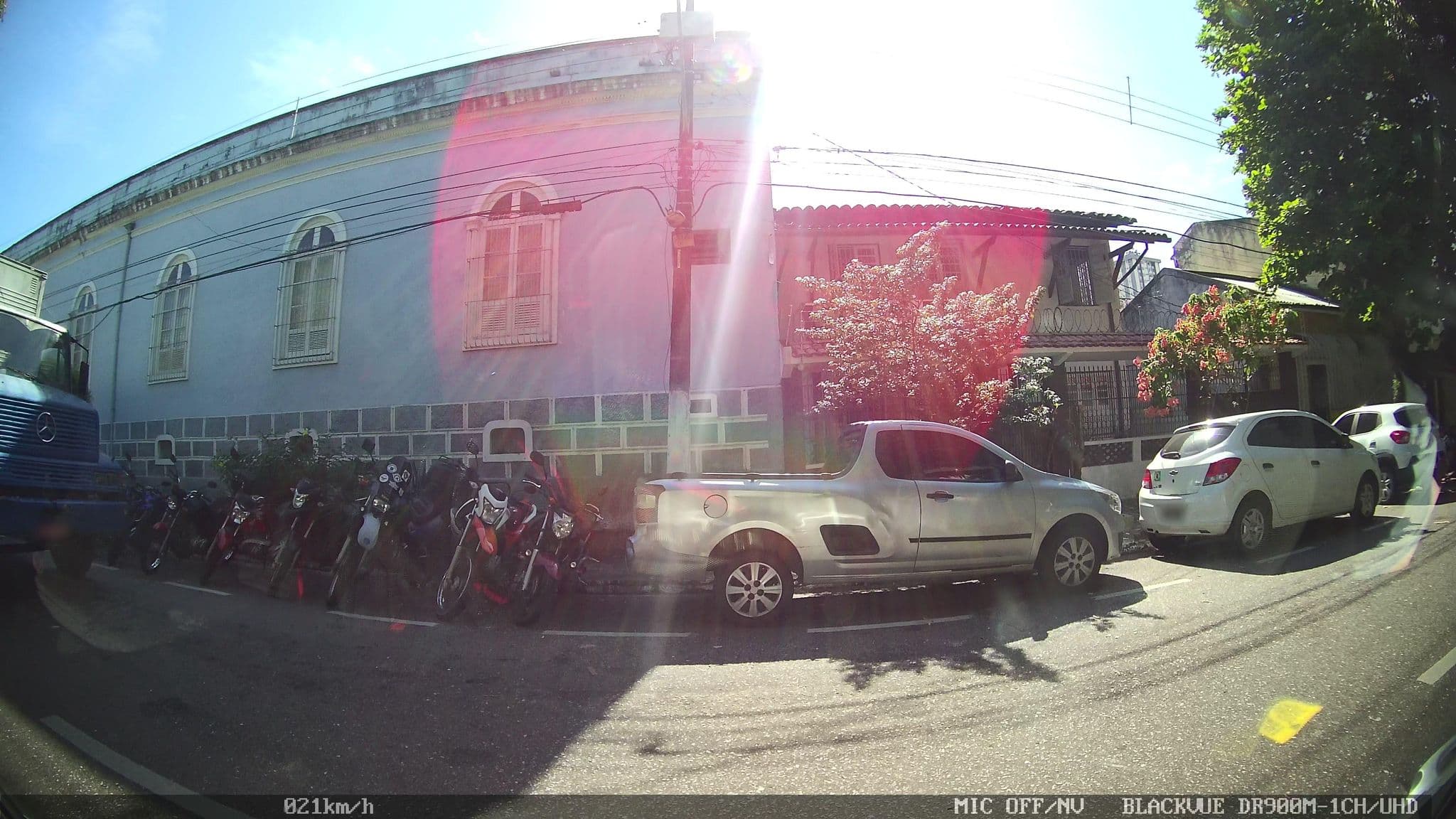 Street view near Hotel Smart Inn, Belém — © kaart_2 (CC BY-SA · Mapillary)