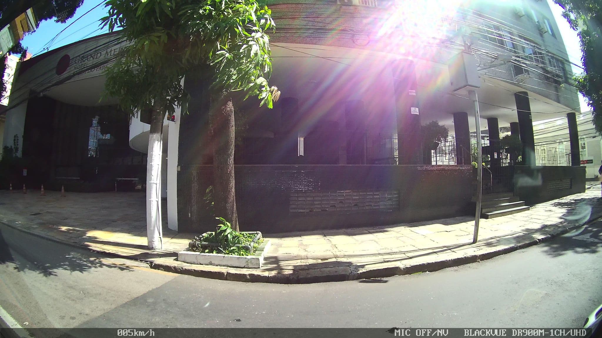 Street view near Casamento da Juliana e do Ricardo, Belém — © kaart_2 (CC BY-SA · Mapillary)