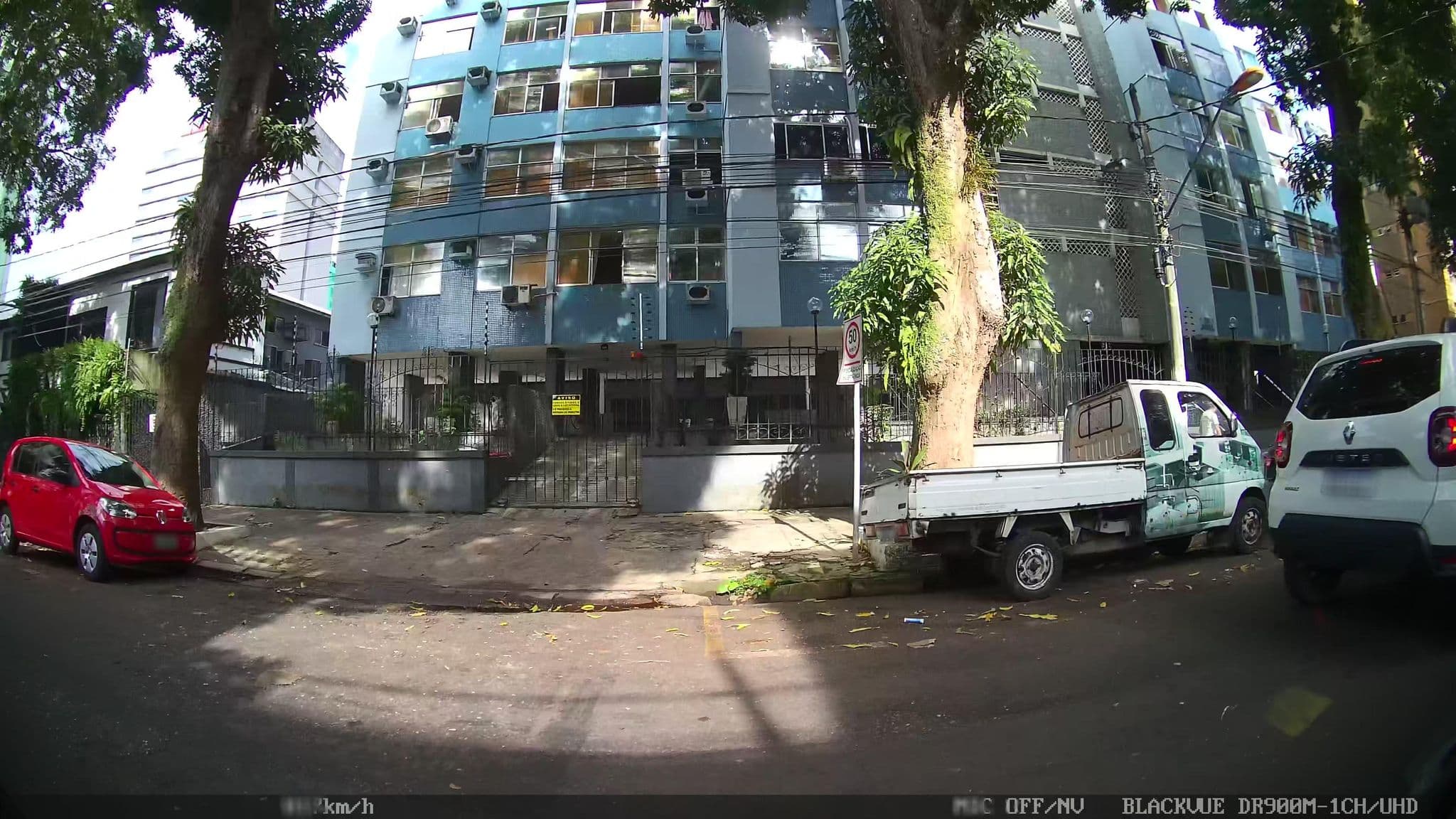 Street view near _Ôvibe, Belém — © kaart_2 (CC BY-SA · Mapillary)