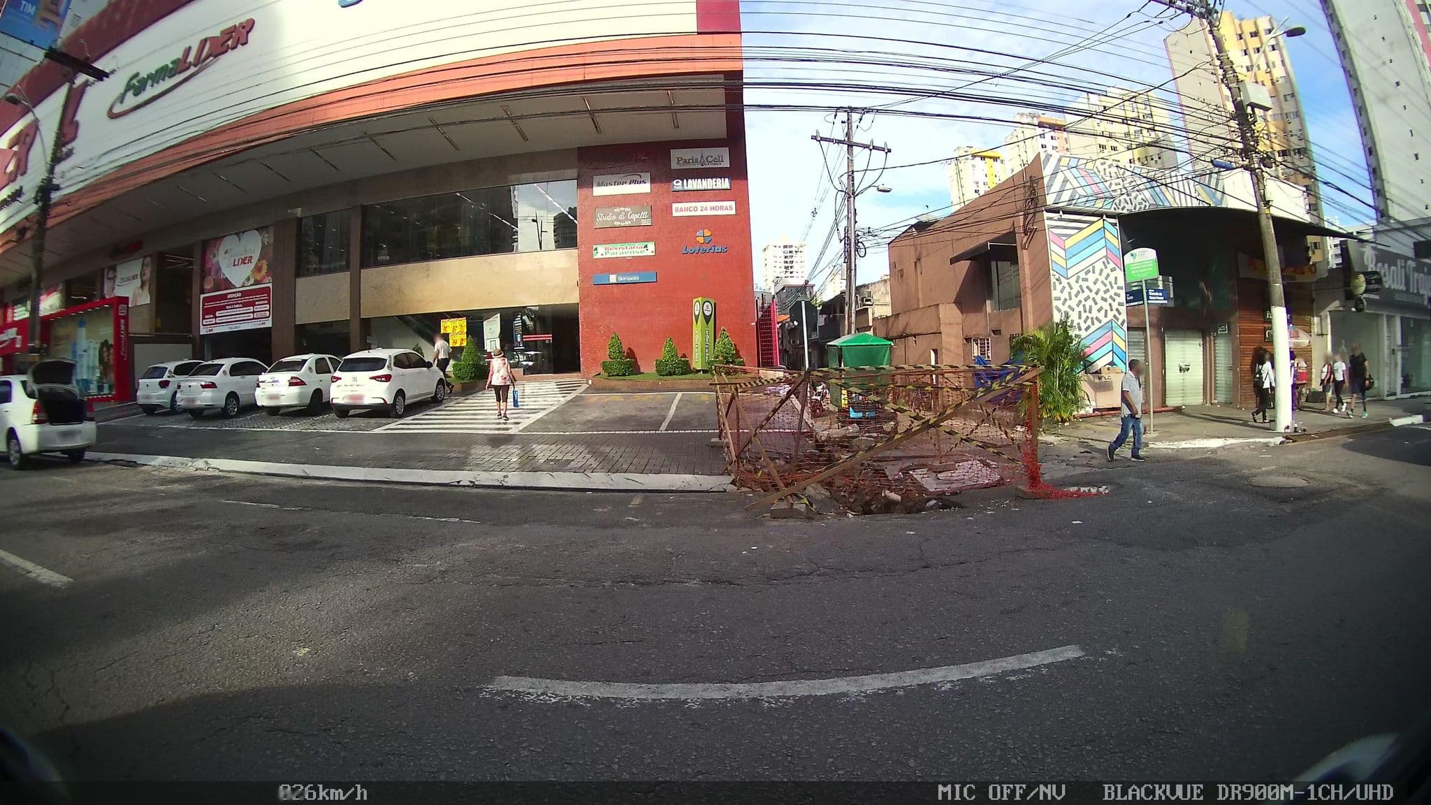 Street view near Papillon Belém, Belém — © kaart_2 (CC BY-SA · Mapillary)