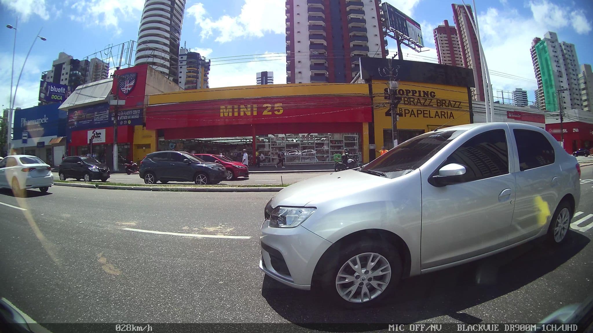 Street view near Hotel Doca Ii, Belém — © kaart_2 (CC BY-SA · Mapillary)
