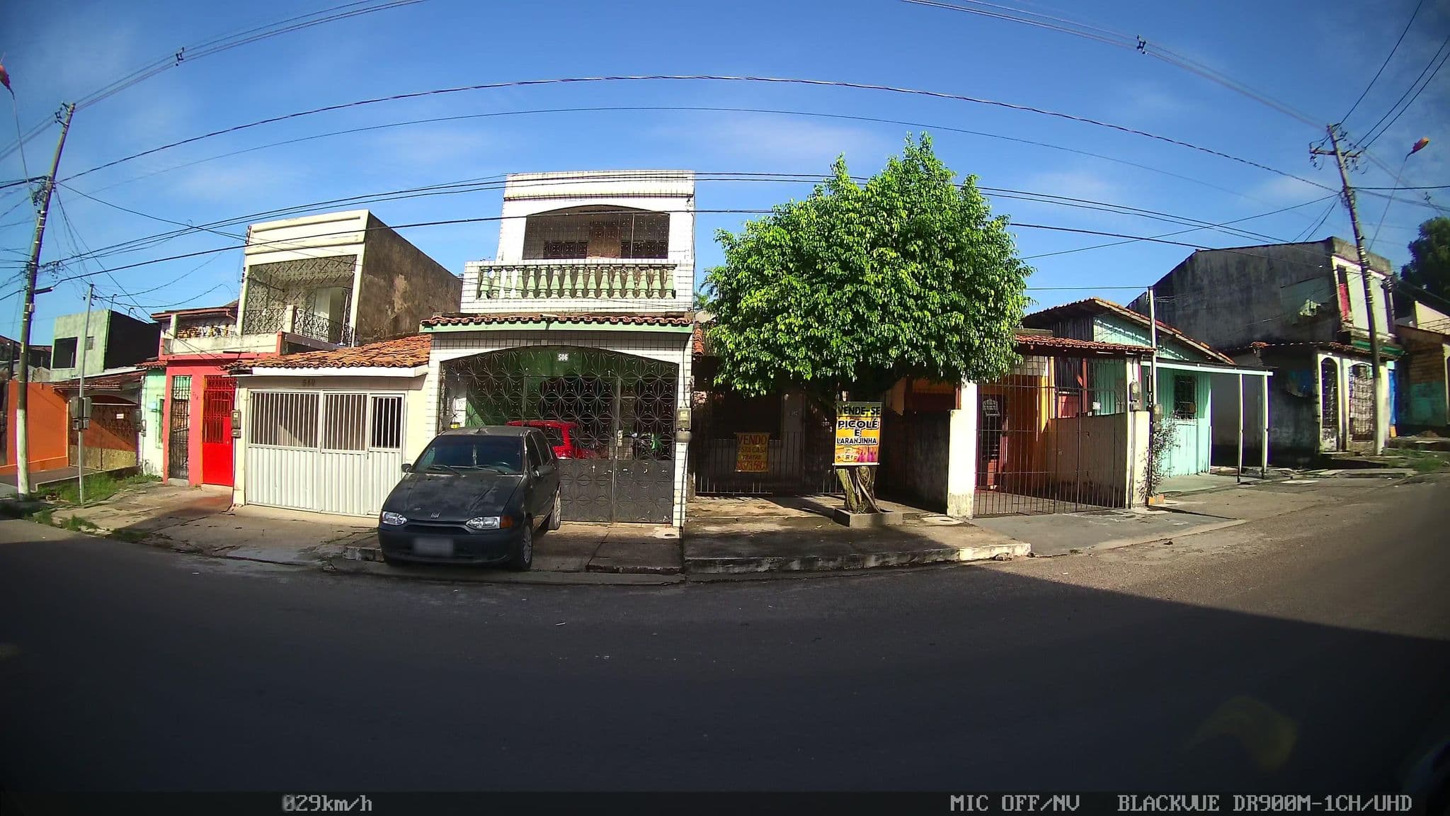 Street view near Motel Mirage, Belém — © kaart_2 (CC BY-SA · Mapillary)