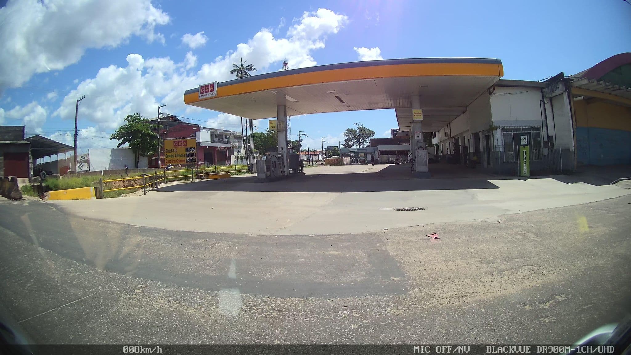Street view near Pousada Calypso, Belém — © kaart_2 (CC BY-SA · Mapillary)