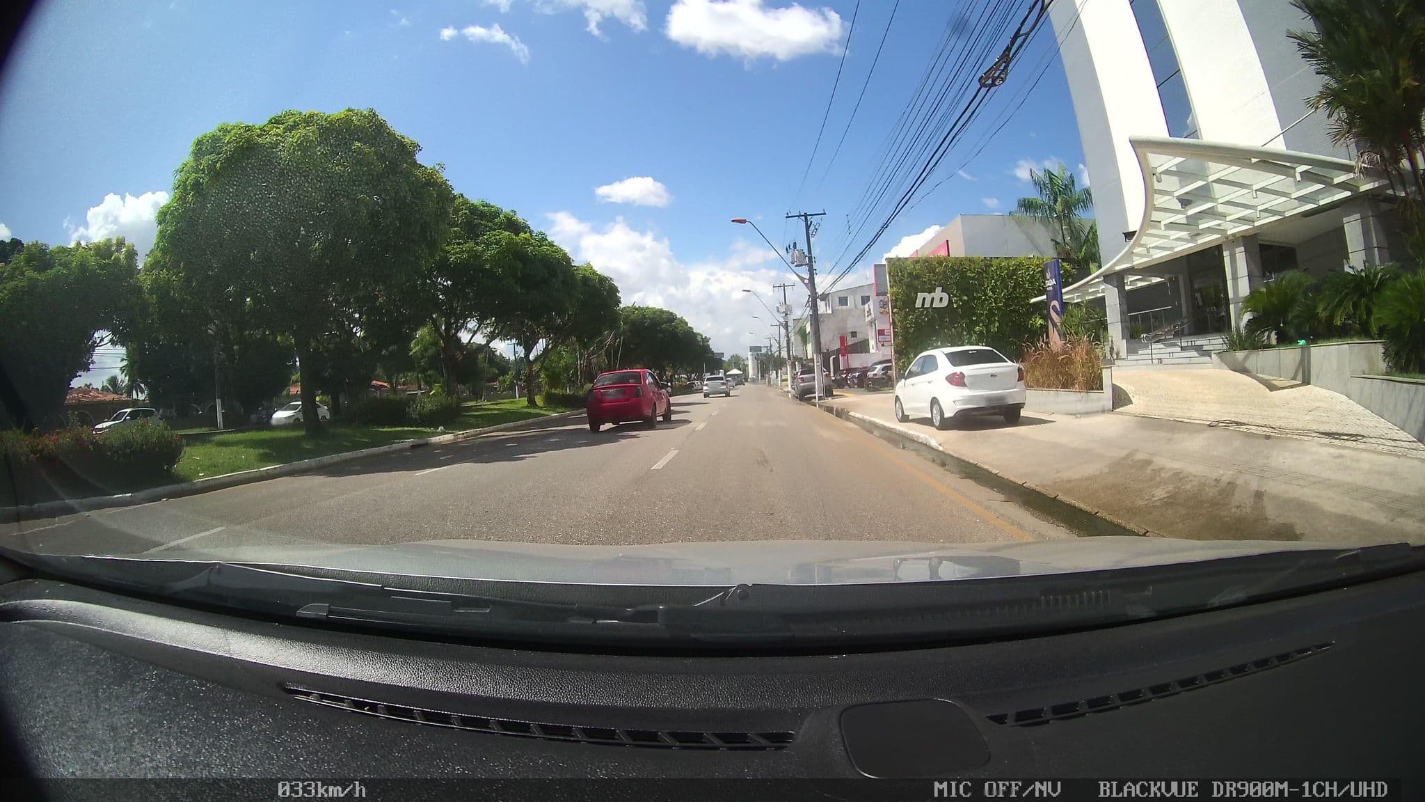 Street view near Soft Inn Hangar, Belém — © kaart_2 (CC BY-SA · Mapillary)