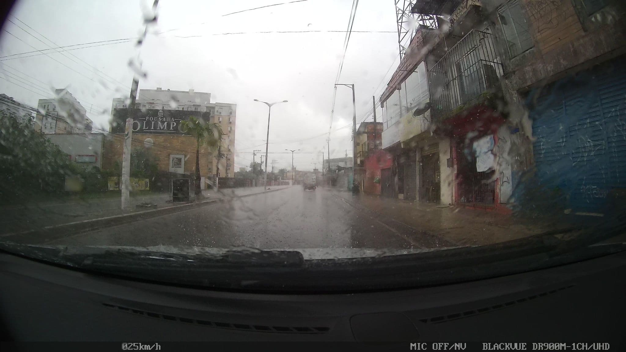 Street view near Pousada Olimpo, Ananindeua — © kaart_2 (CC BY-SA · Mapillary)