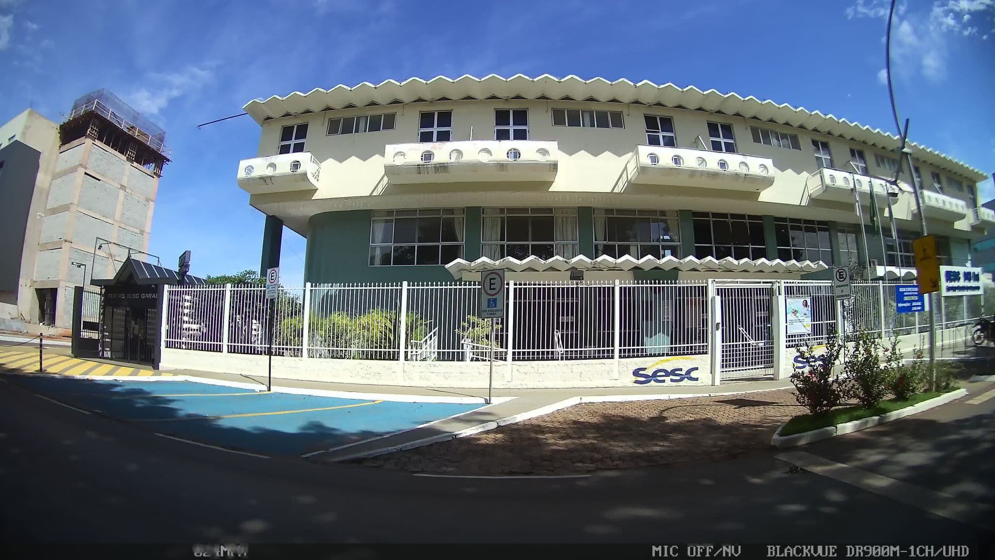 Street view near Sesc Varandas - Hotel, Sudoeste/Octagonal — © kaart_4 (CC BY-SA · Mapillary)