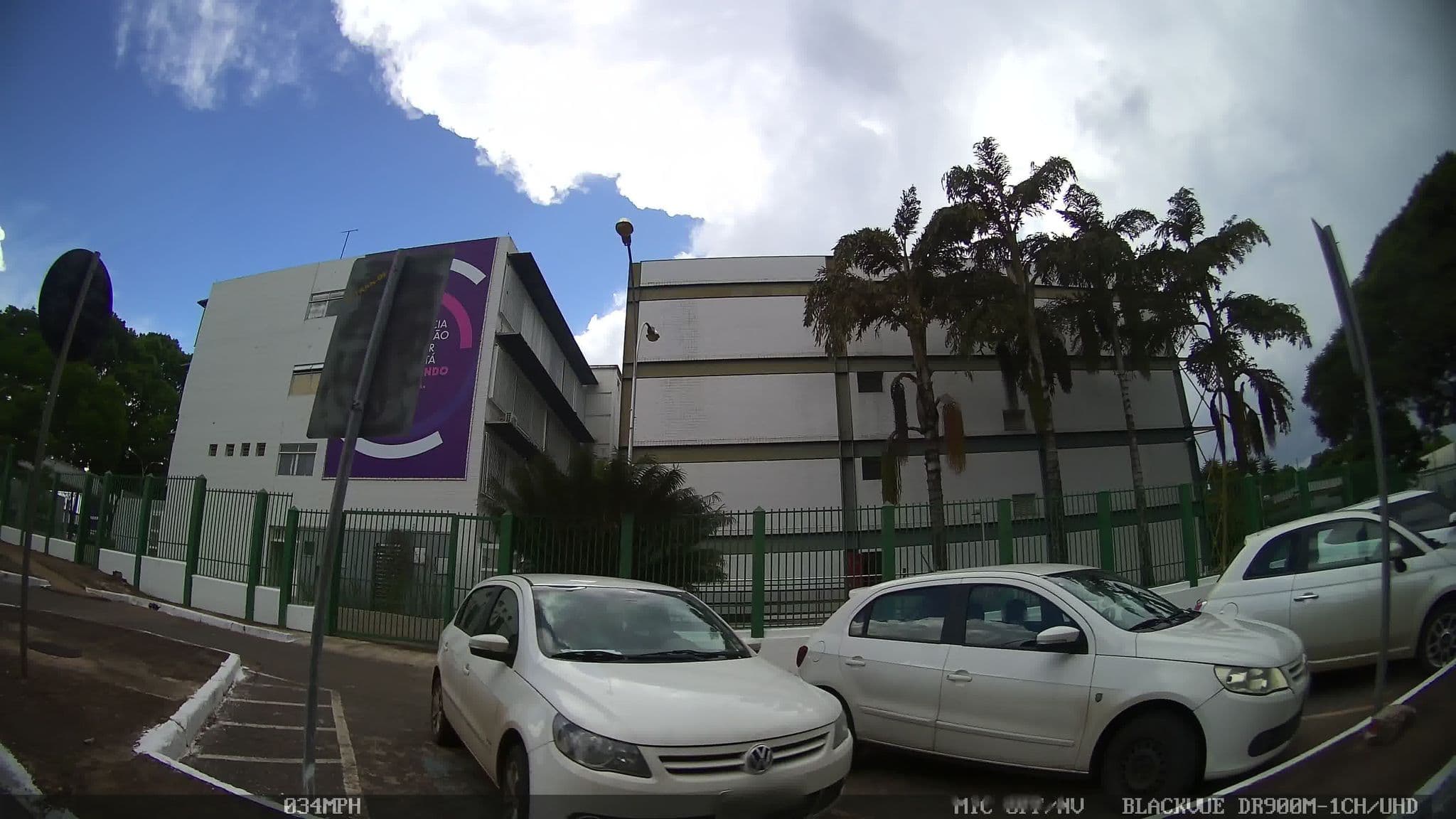 Street view near Pensao da Tia Kelly, Plano Piloto — © kaart_4 (CC BY-SA · Mapillary)