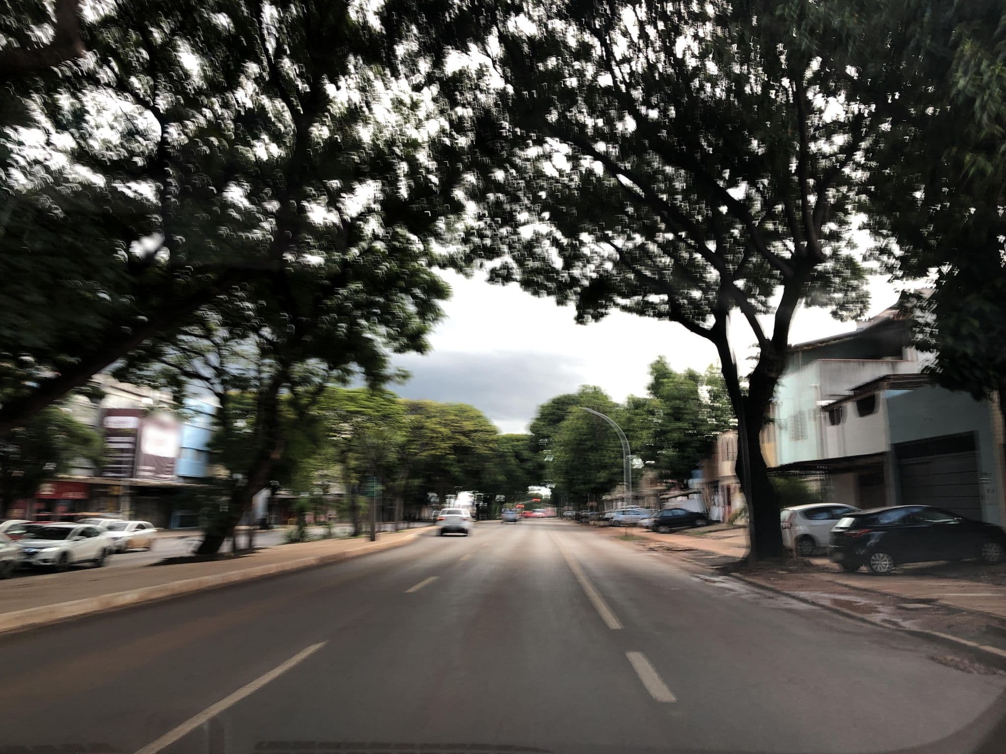 Street view near Hostel BSB, Sudoeste/Octagonal — © alantiagofelipe (CC BY-SA · Mapillary)
