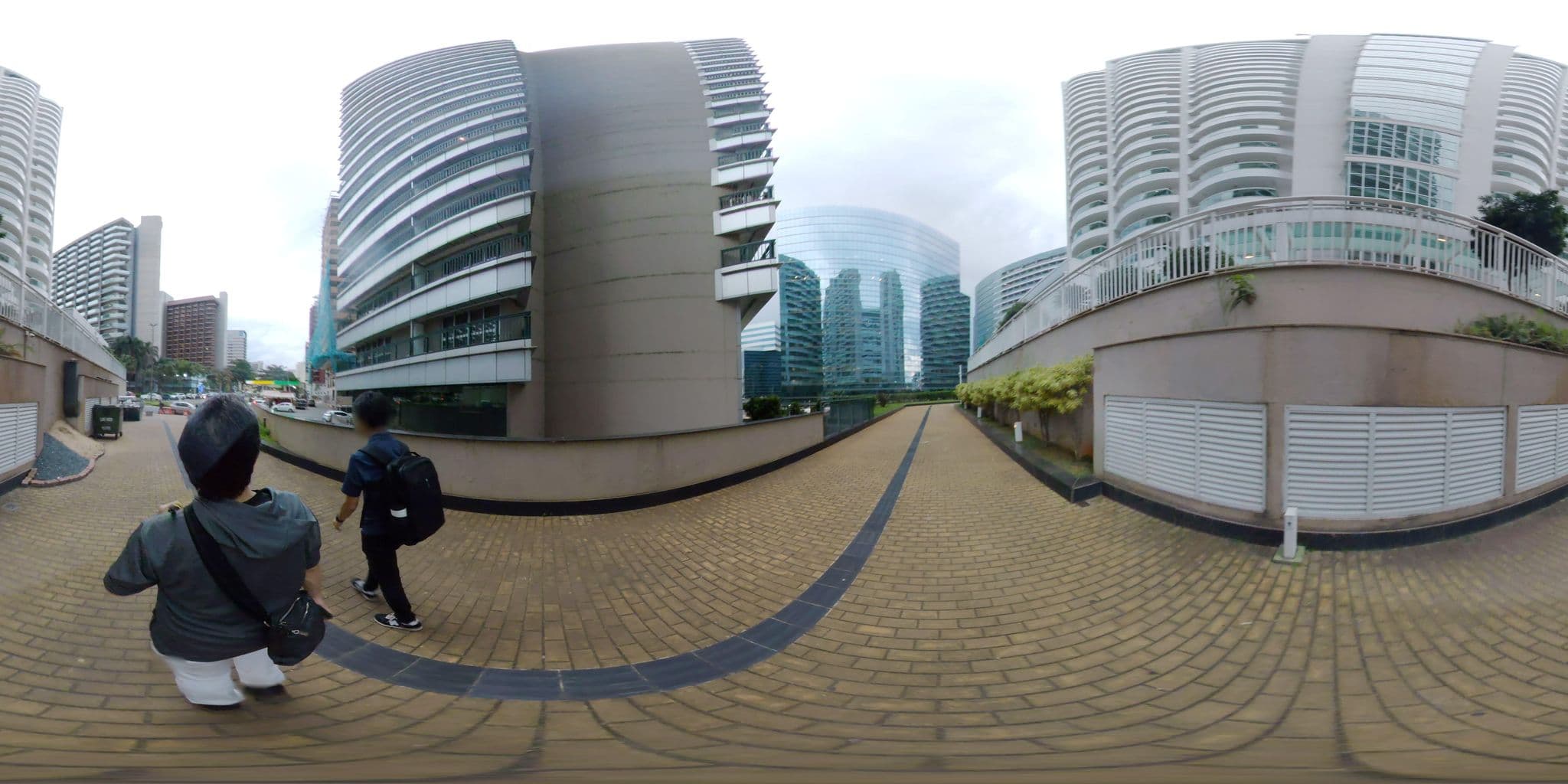 Street view near Biarritz Hplus Long Stay, Plano Piloto — © mapconcierge (CC BY-SA · Mapillary)