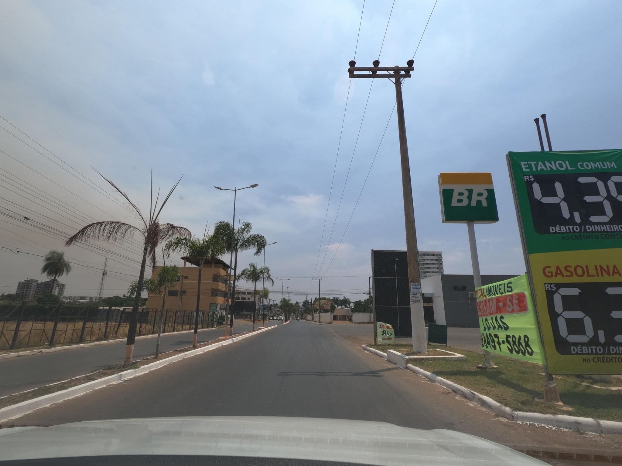 Street view near Hotel Mineiro, Formosa — © MuitoAlemdasFronteiras (CC BY-SA · Mapillary)