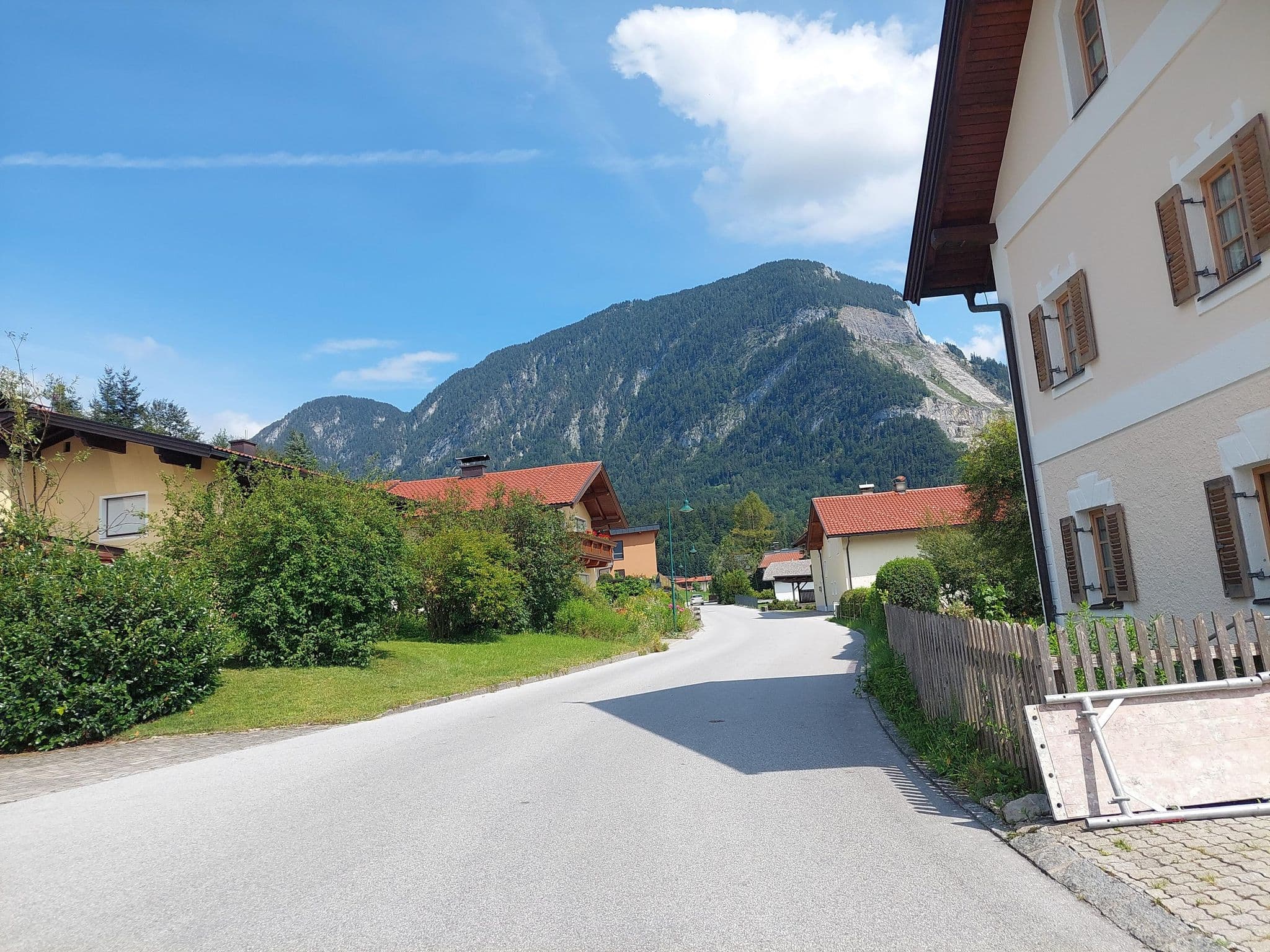 Street view near Ferienwohnung Schnalzger, Bad Häring — © viavista (CC BY-SA · Mapillary)