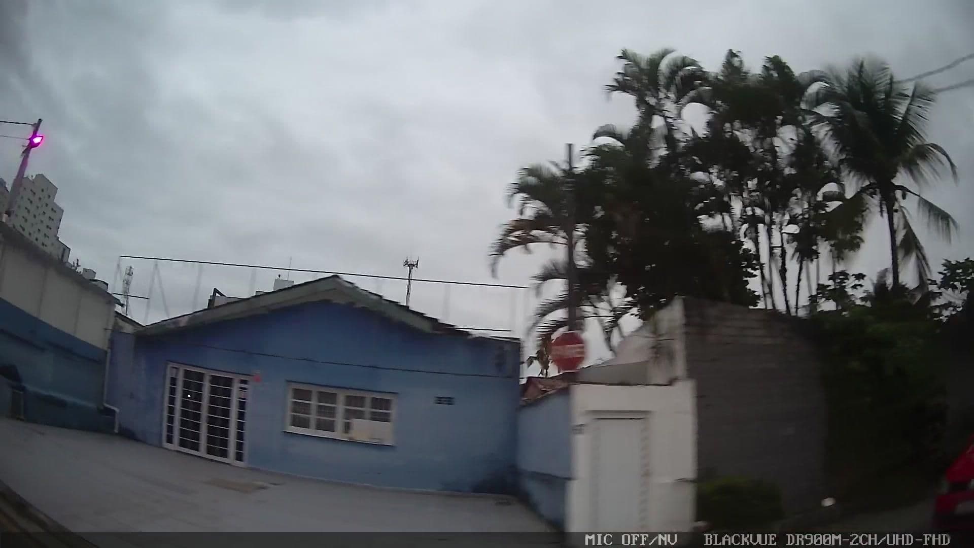 Street view near Pousada América do Sol, Guarujá — © yaf1 (CC BY-SA · Mapillary)