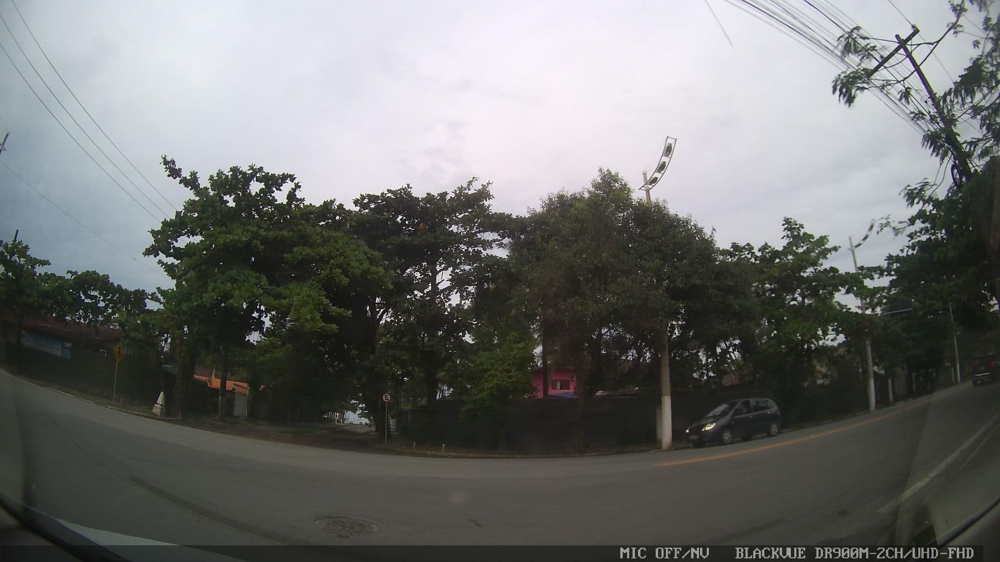 Street view near The House Plaza, Guarujá — © yaf1 (CC BY-SA · Mapillary)