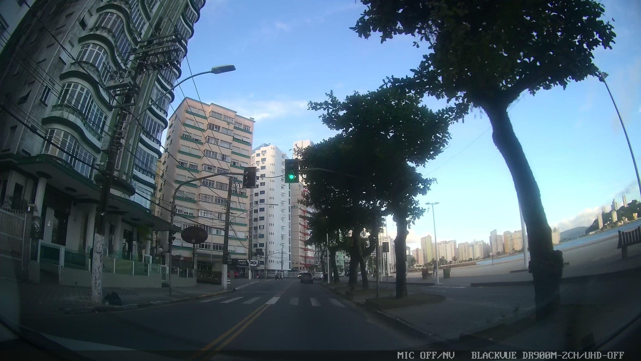 Street view near Hotel e Restaurante Brunelli, São Vicente — © marciosampaio (CC BY-SA · Mapillary)
