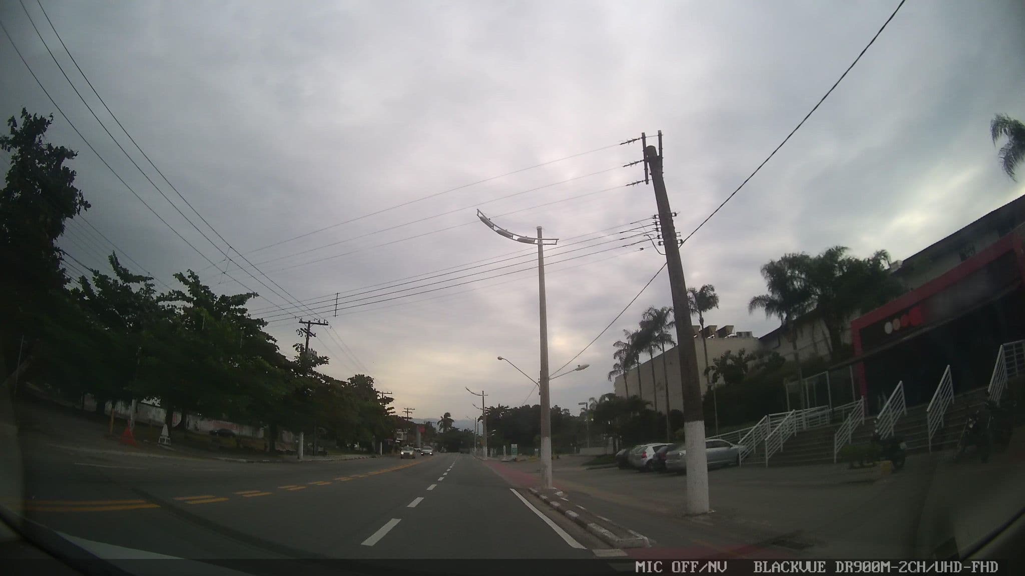 Street view near Casa da Dona Rute, Guarujá — © yaf1 (CC BY-SA · Mapillary)