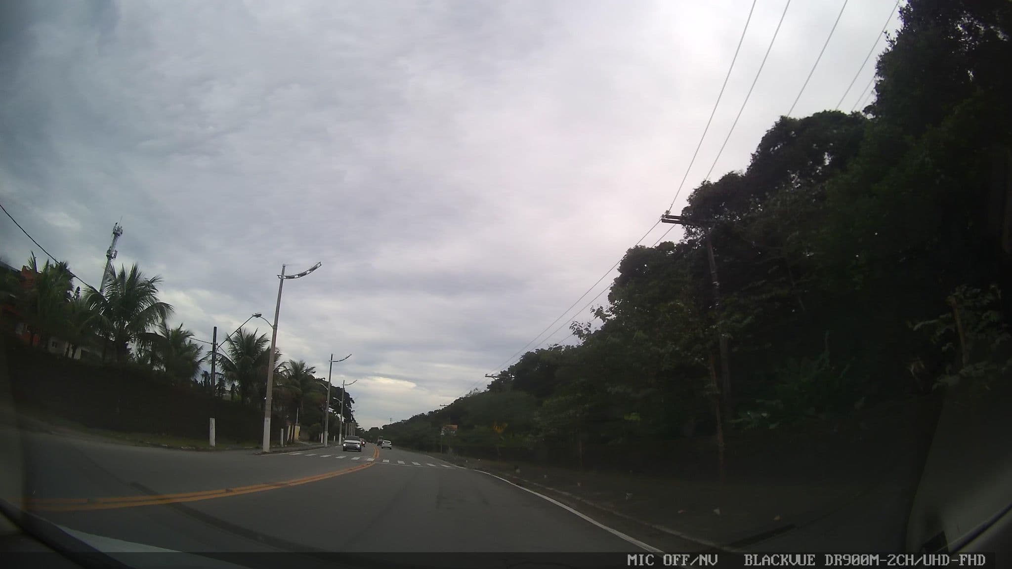 Street view near Av. Marjory Prado, Guarujá — © yaf1 (CC BY-SA · Mapillary)