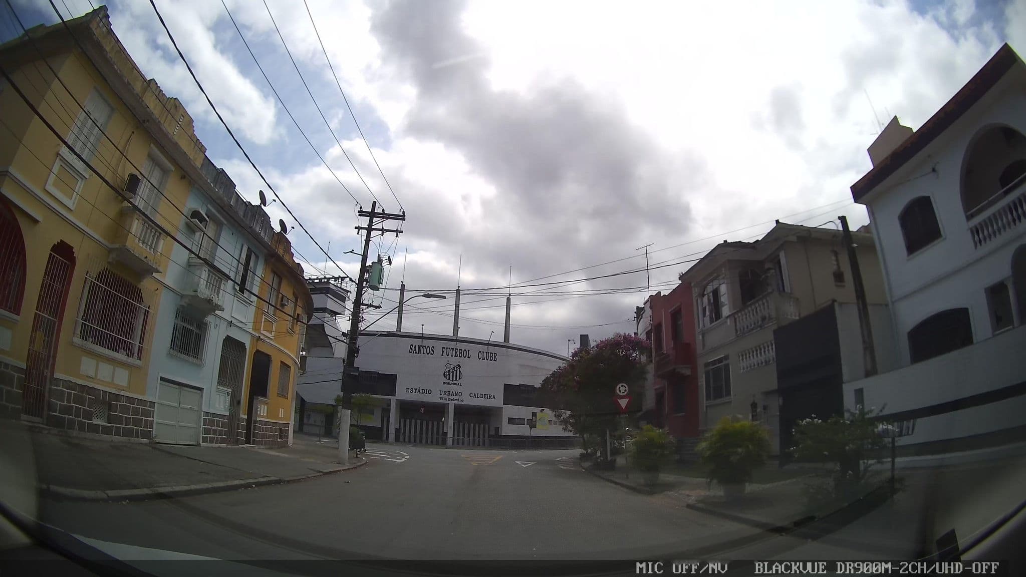 Street view near Pousada Camisa 10, Santos — © marciosampaio (CC BY-SA · Mapillary)