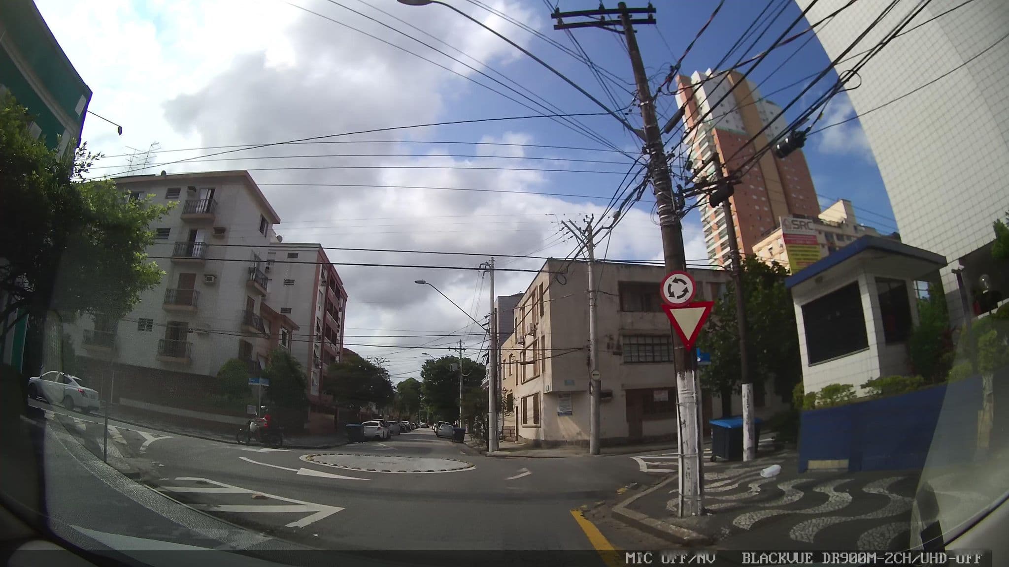 Street view near Apartamento Da Natasha Airbnb, Santos — © marciosampaio (CC BY-SA · Mapillary)