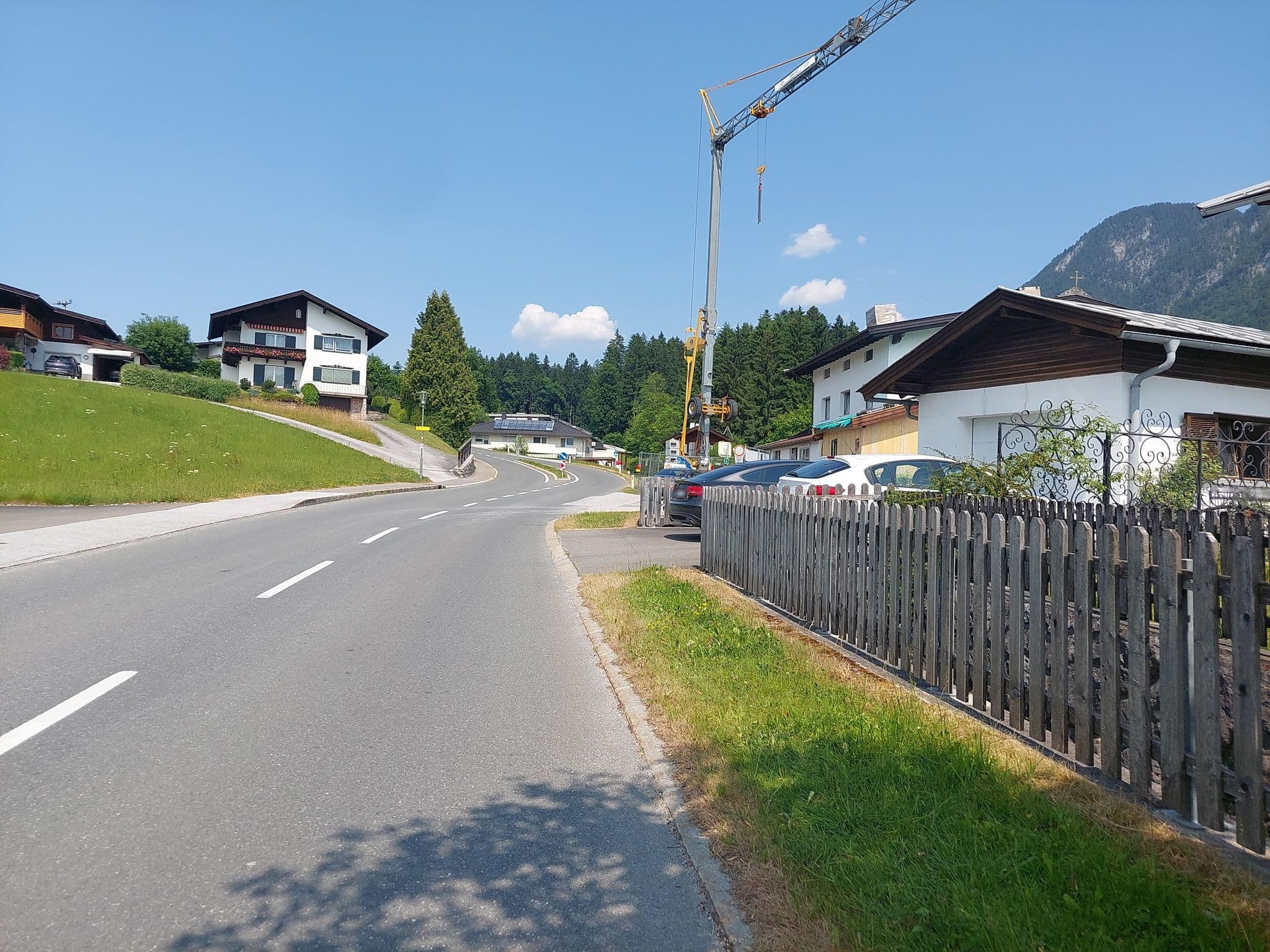 Street view near Privatzimmer Höck, Bad Häring — © viavista (CC BY-SA · Mapillary)
