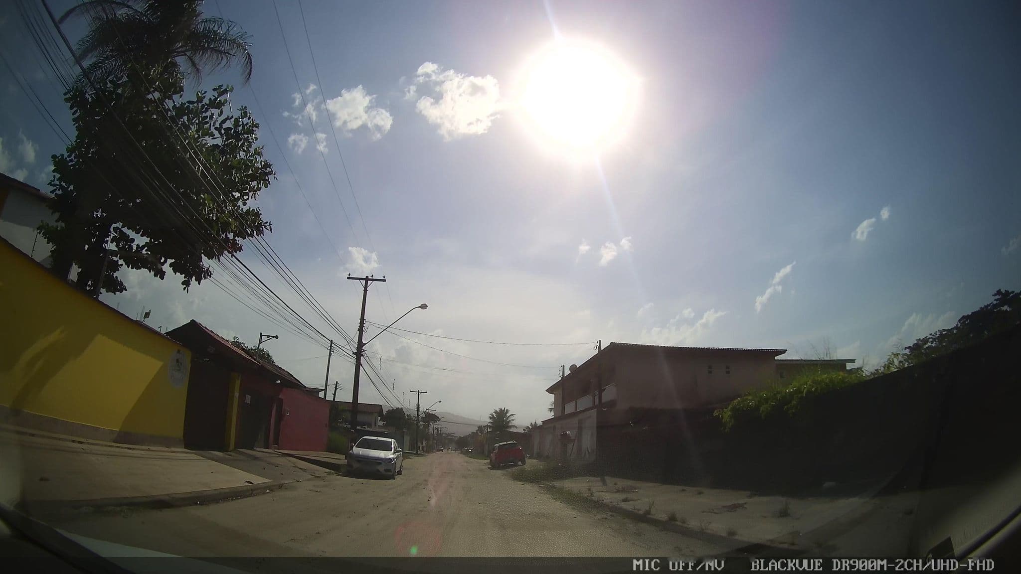 Street view near Pousada Sorocotuba, Guarujá — © marciosampaio (CC BY-SA · Mapillary)