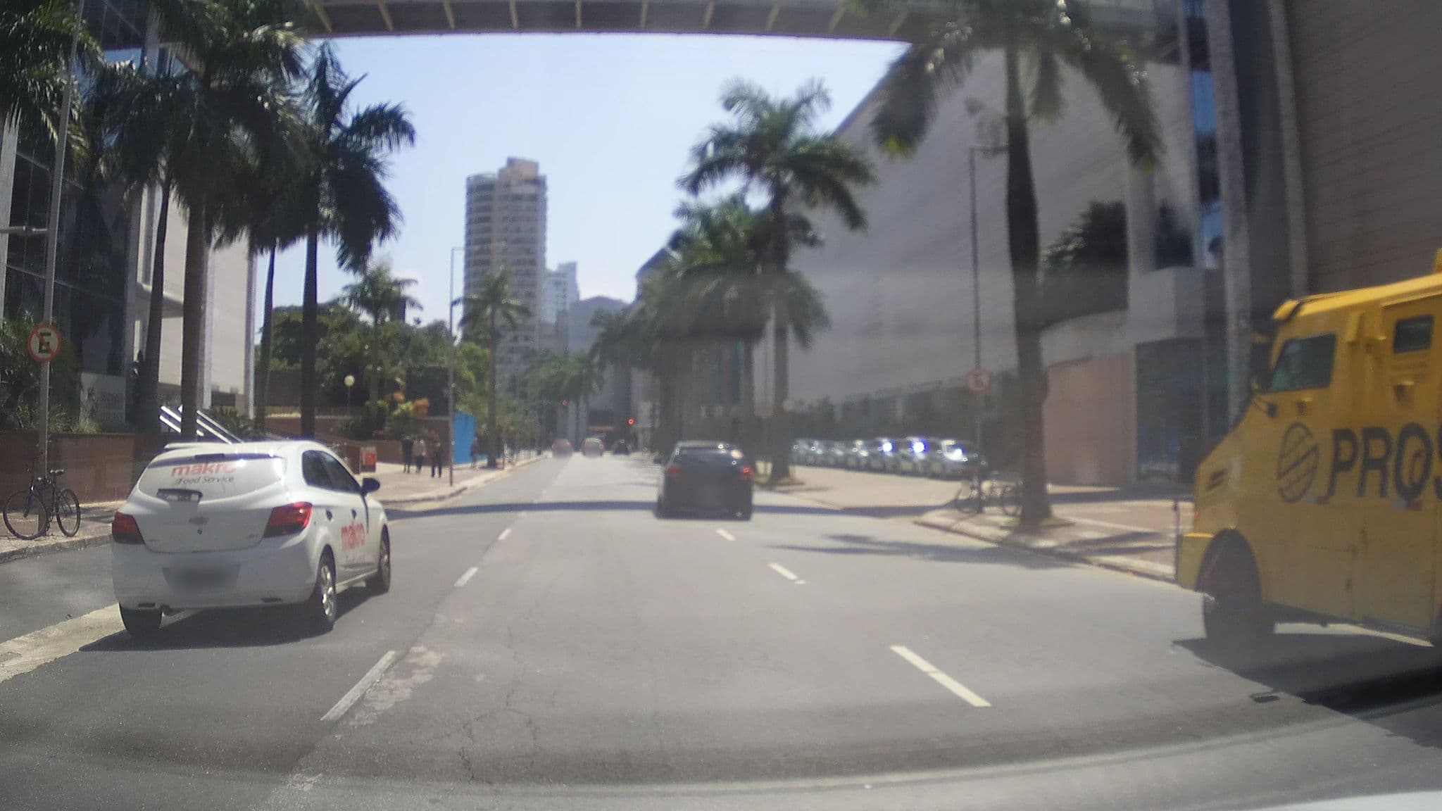 Street view near Sheraton Santos Hotel, Santos — © marciosampaio (CC BY-SA · Mapillary)