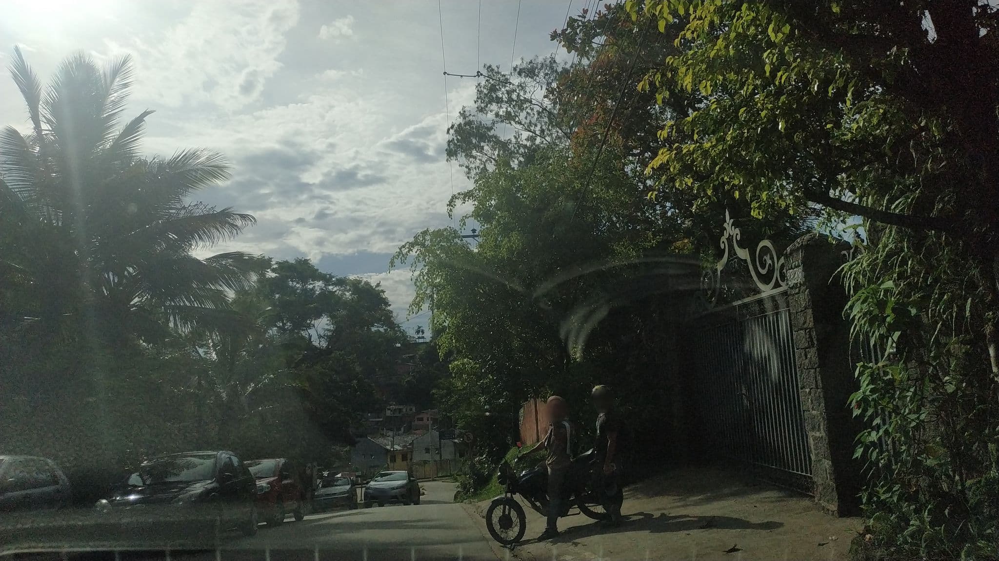 Street view near Villa Cachoeira Da Rocha, Ilhabela — © brunolemos (CC BY-SA · Mapillary)