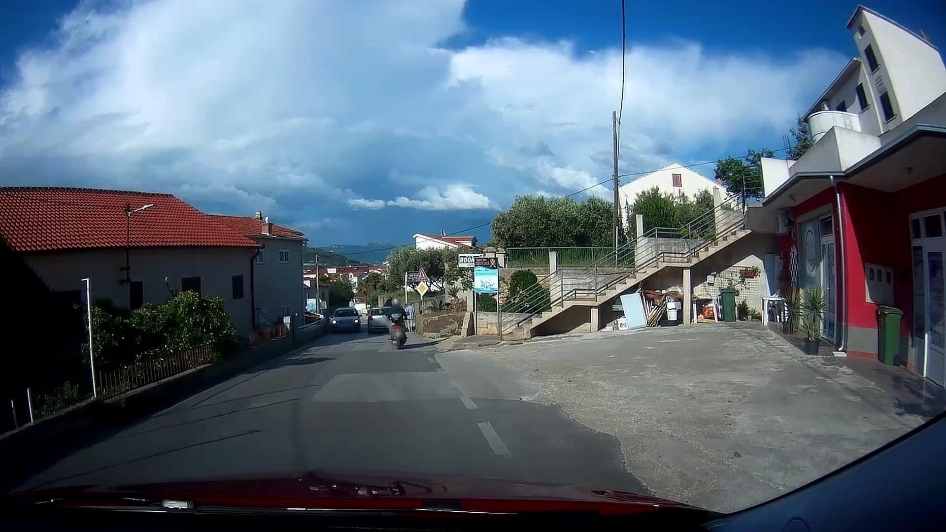 Street view near Rooms Čarija, Trogir — © micmin1972 (CC BY-SA · Mapillary)