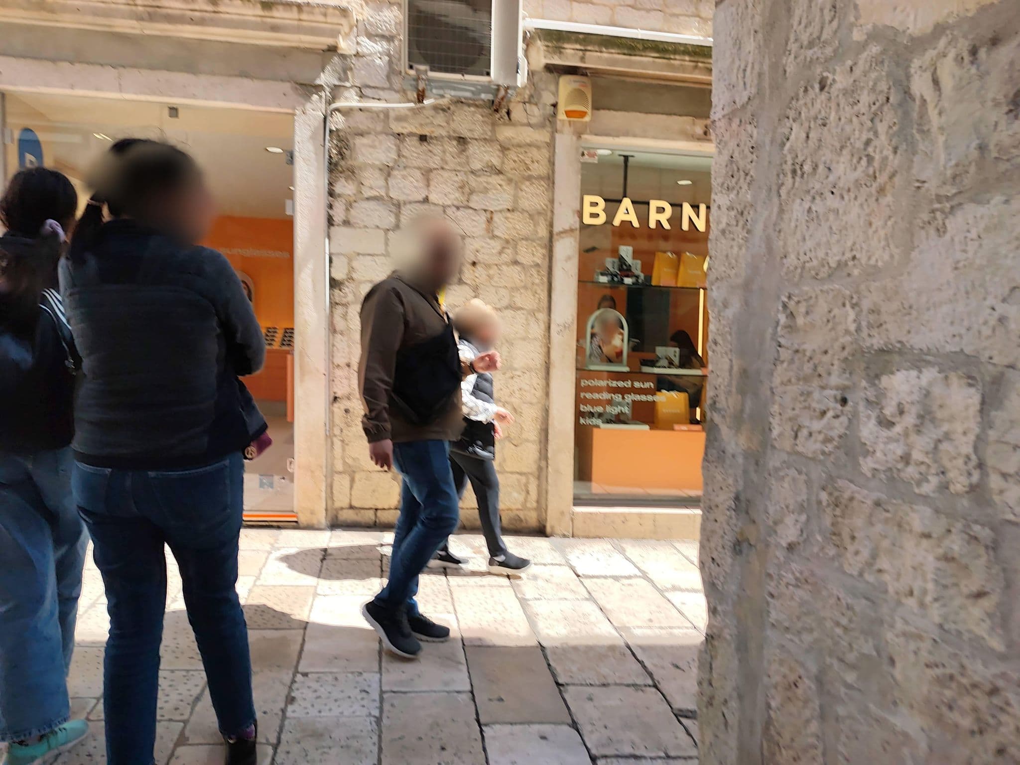 Street view near Split Old Town / City Square Hostel, Split — © Duro (CC BY-SA · Mapillary)