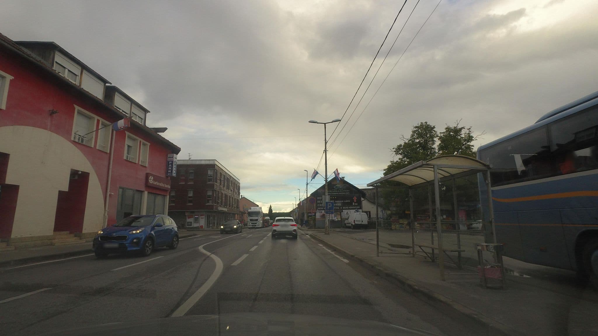 Street view near Pansion Park, Slunj — © hbogner (CC BY-SA · Mapillary)
