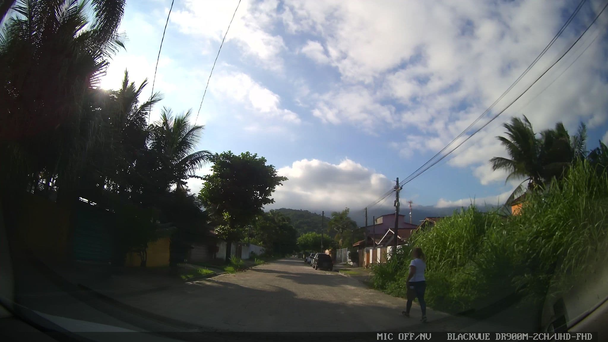 Street view near Anexo Valeno Chales, Caraguatatuba — © marciosampaio (CC BY-SA · Mapillary)