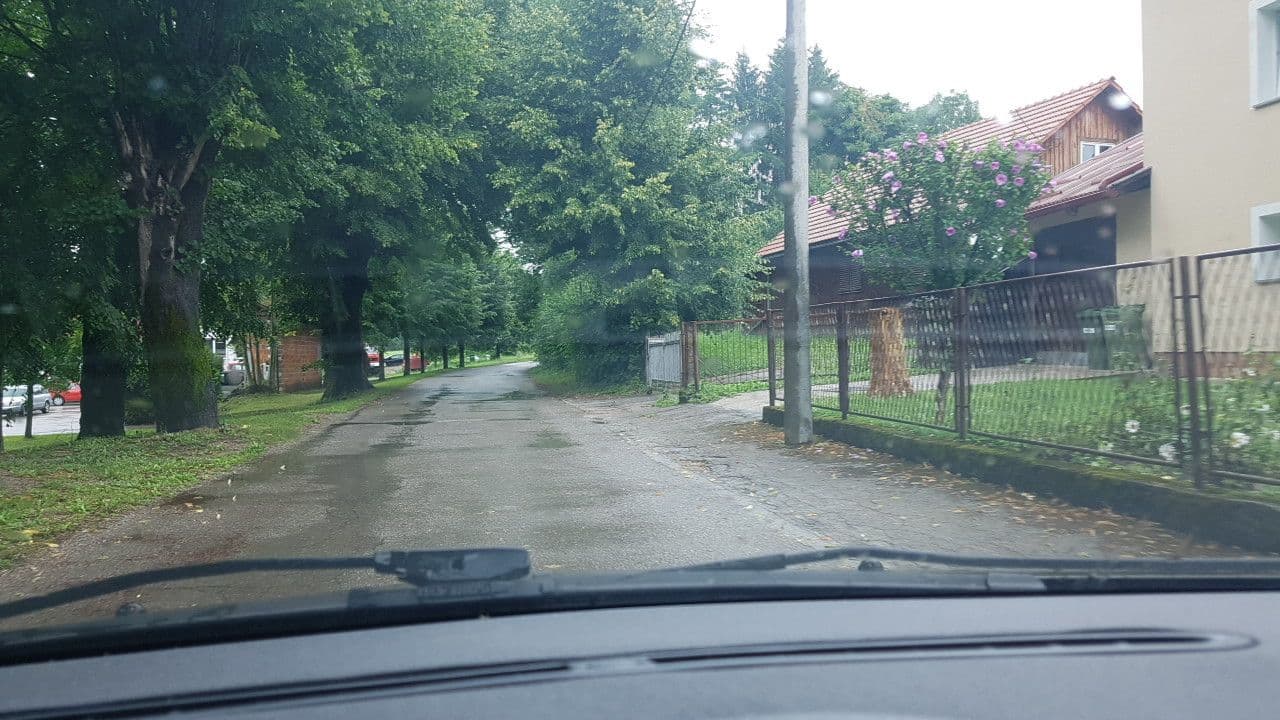 Street view near House Giga, Slunj — © mik007 (CC BY-SA · Mapillary)