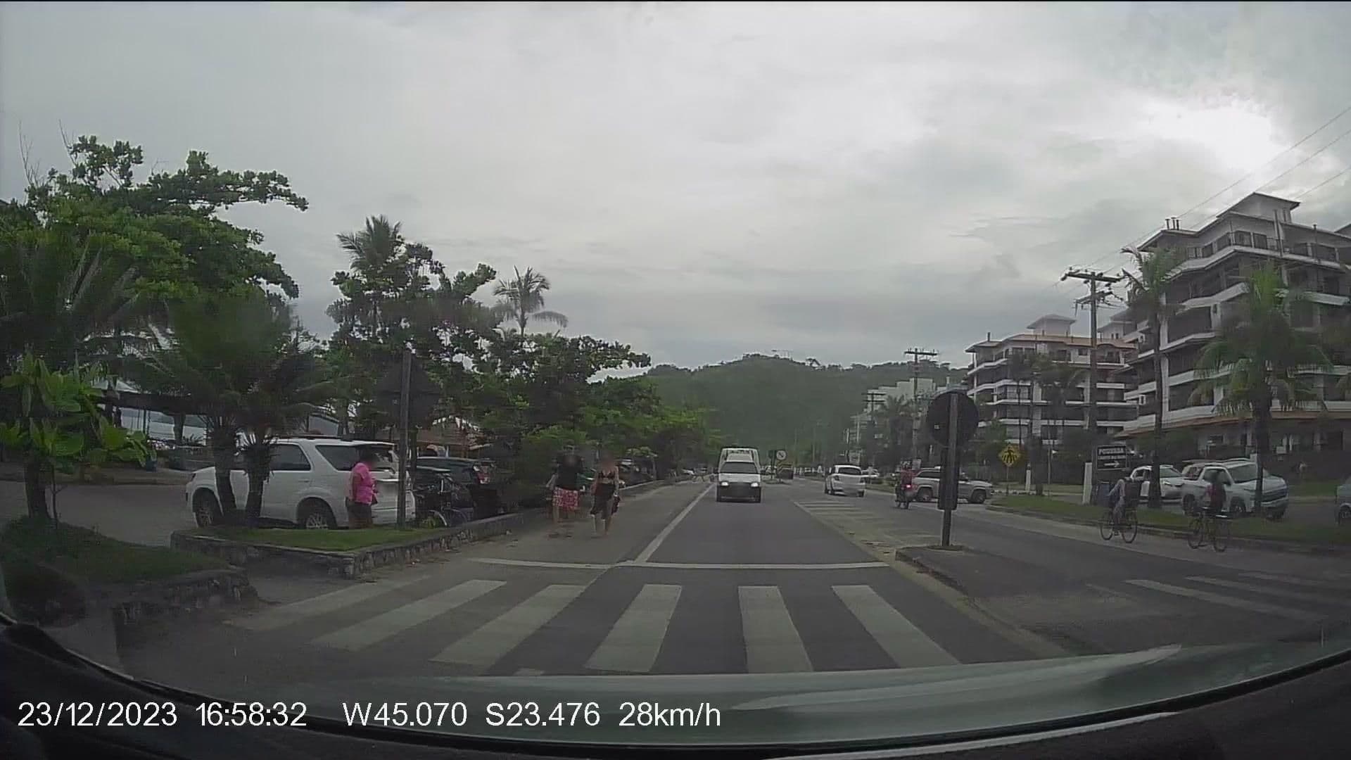 Street view near Pousada Ubatuba Do Alto, Ubatuba — © WoL4p7oR (CC BY-SA · Mapillary)