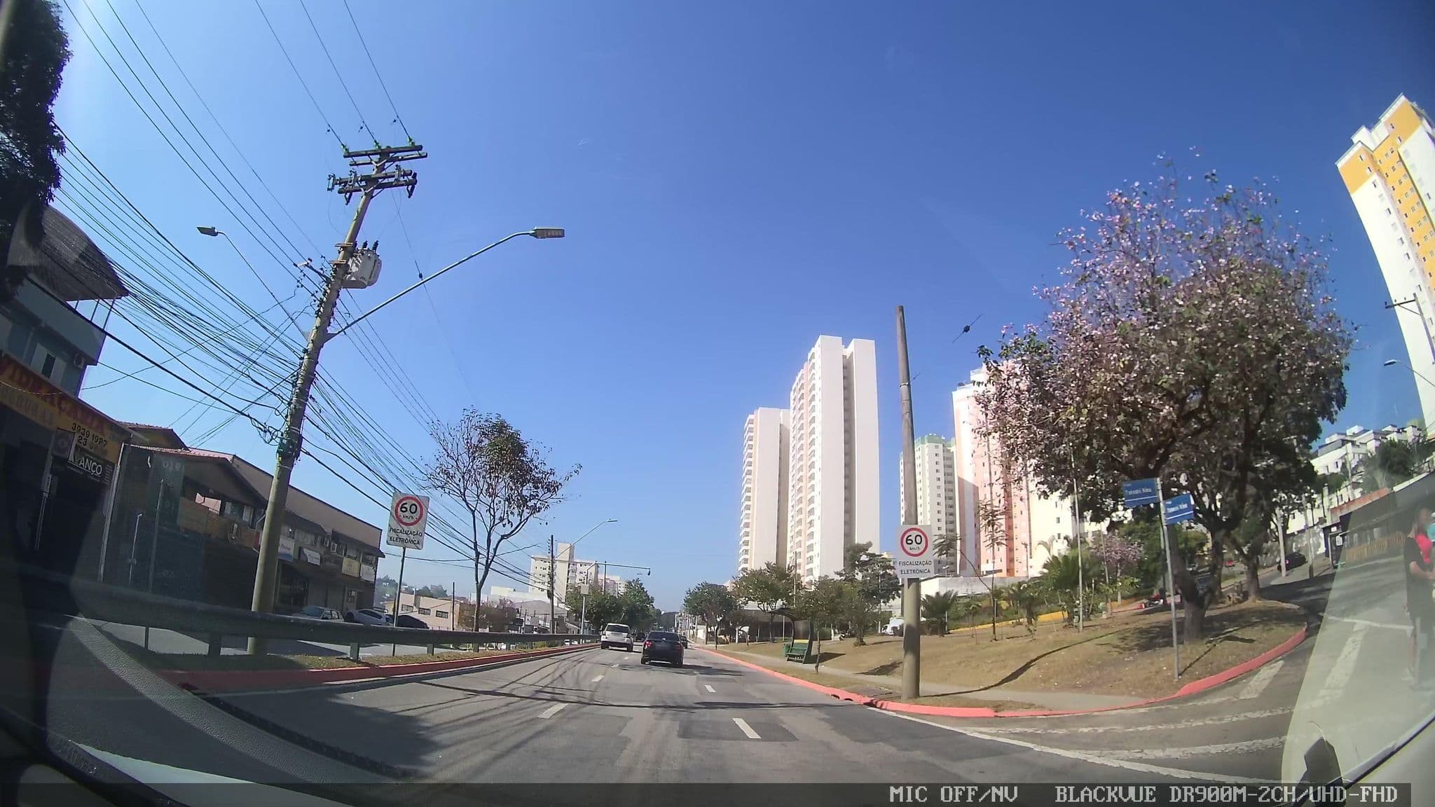 Street view near modena, São José dos Campos — © yaf1 (CC BY-SA · Mapillary)