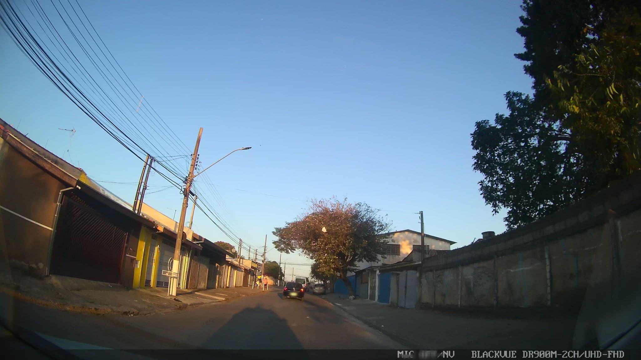 Street view near Padroeira Palace Hotel, Jacareí — © yaf1 (CC BY-SA · Mapillary)