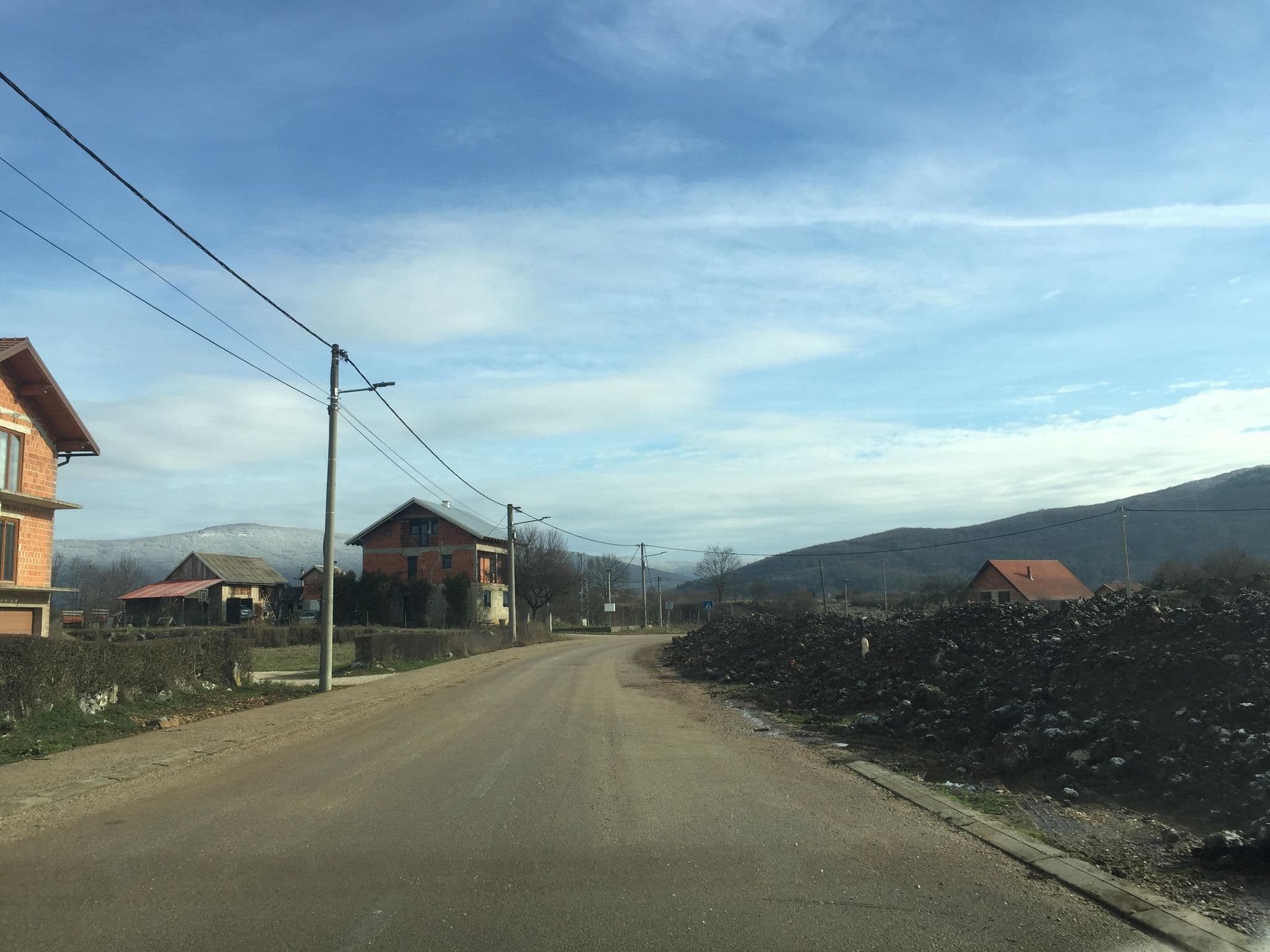Street view near Apartmani Fuma, Otočac — © igorzo (CC BY-SA · Mapillary)