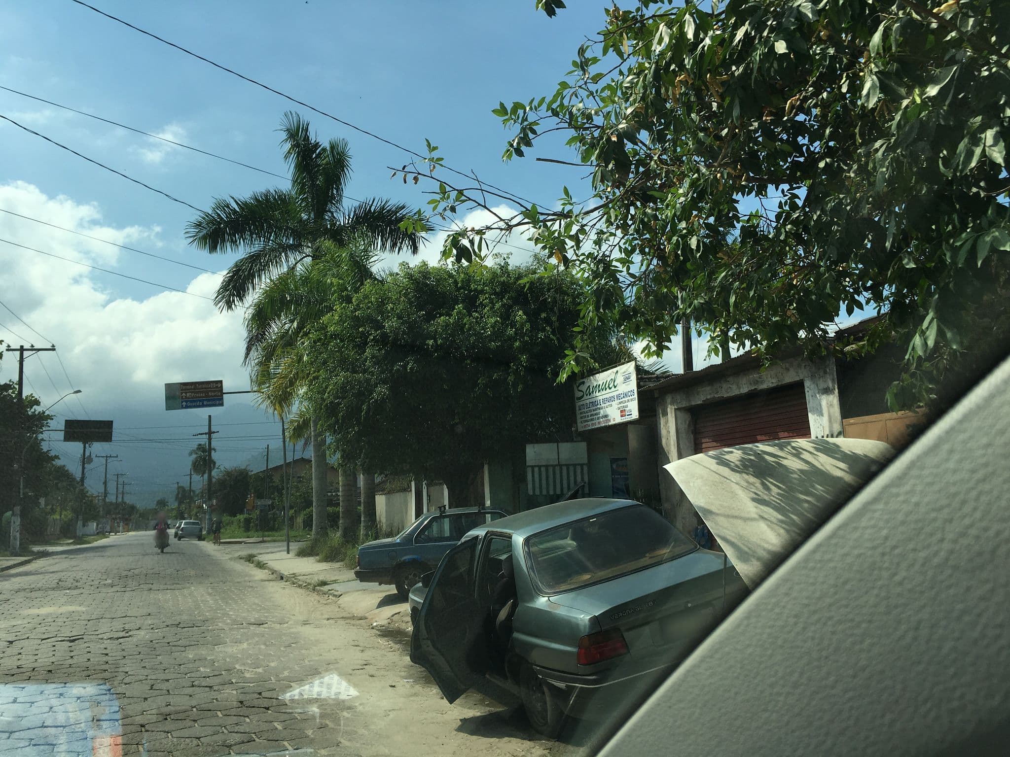 Street view near Stoked House, Ubatuba — © mherranz (CC BY-SA · Mapillary)
