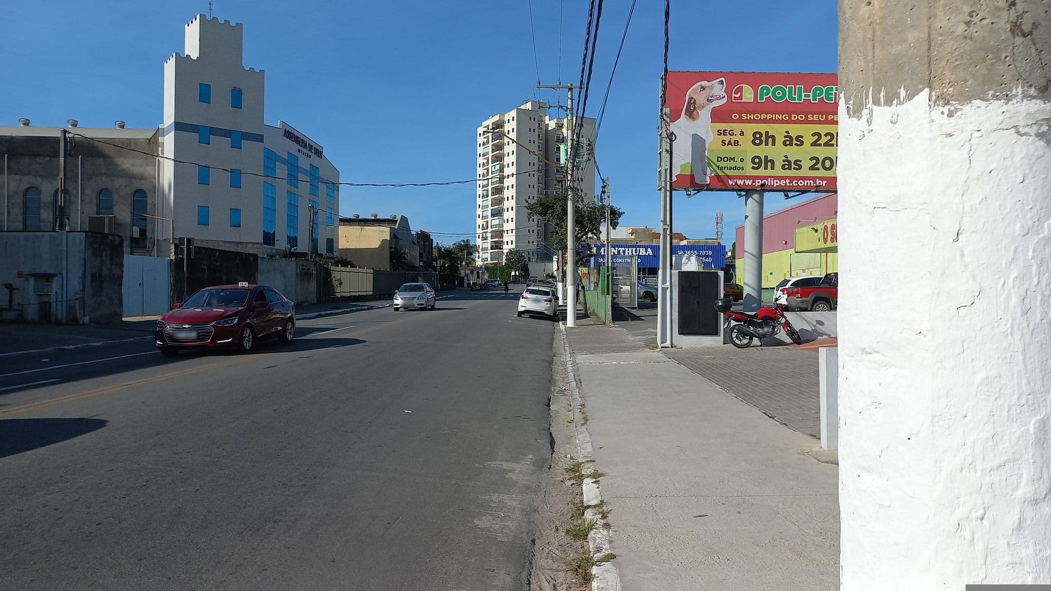 Street view near Pousada Ecológica Morada da Vida, Caçapava — © tatisgm (CC BY-SA · Mapillary)