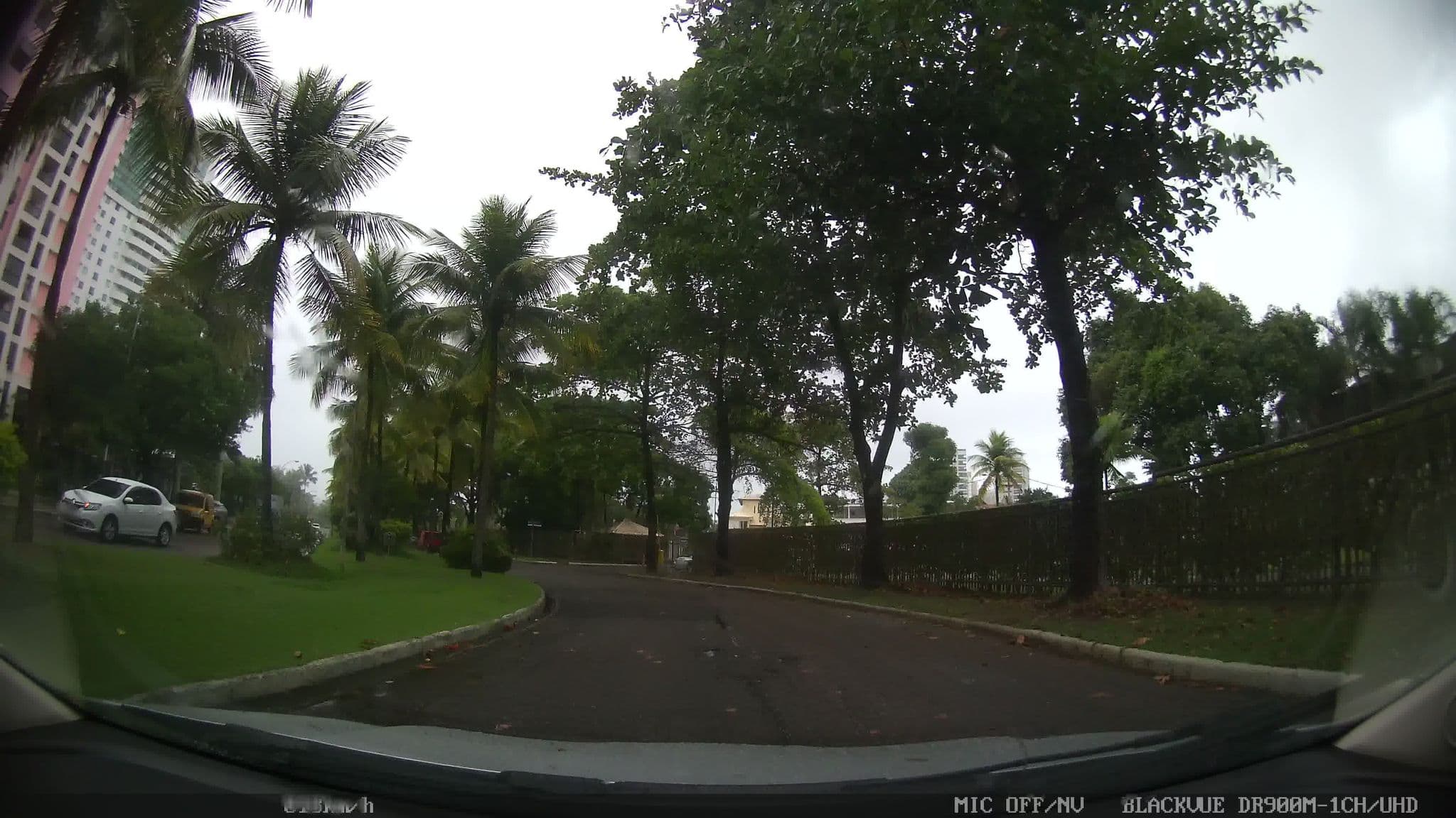 Street view near Alegria Bed and Breakfast, Barra da Tijuca — © kaart_1 (CC BY-SA · Mapillary)