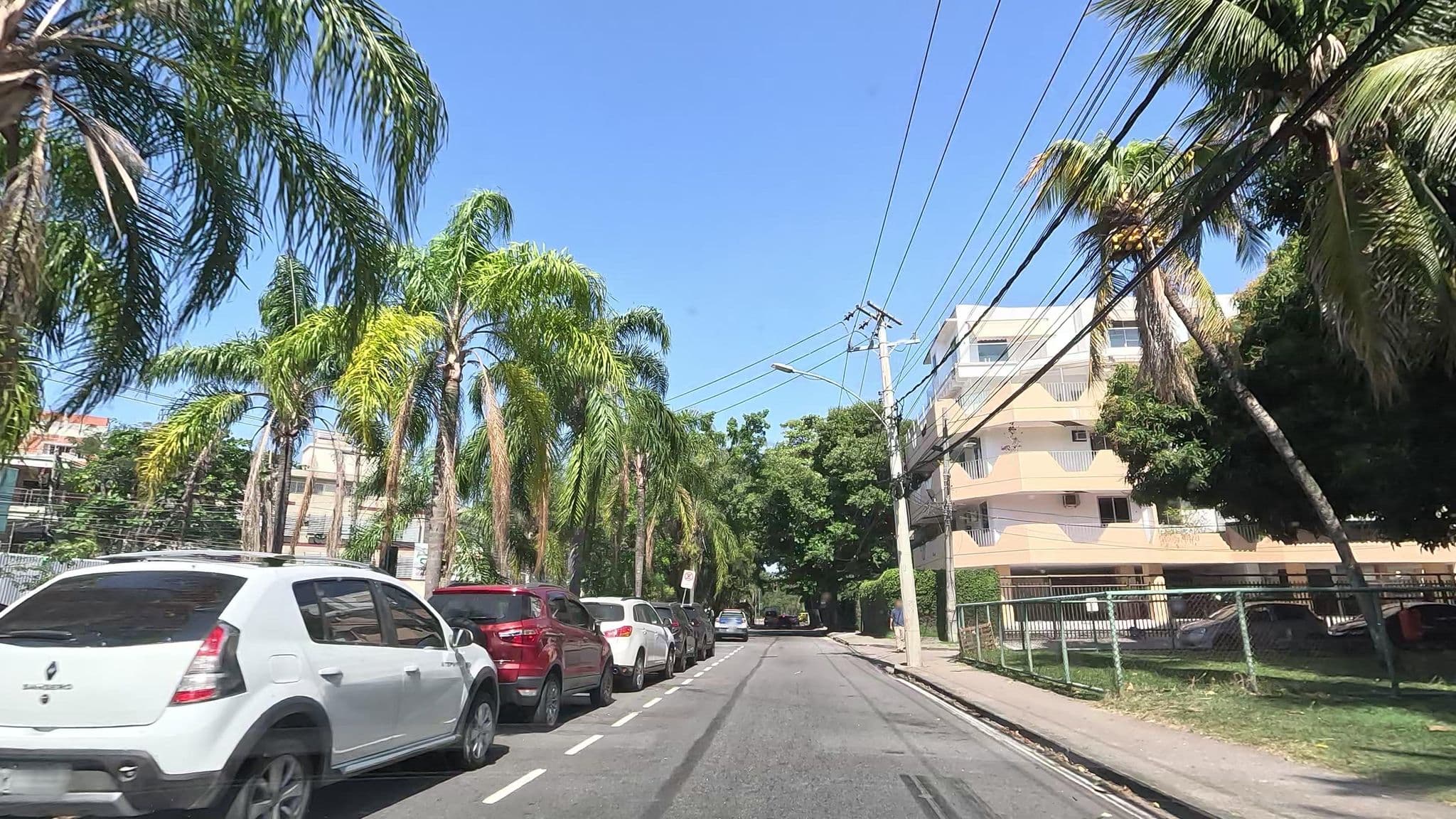 Street view near Wolo Hostel, São Conrado — © Malu25 (CC BY-SA · Mapillary)