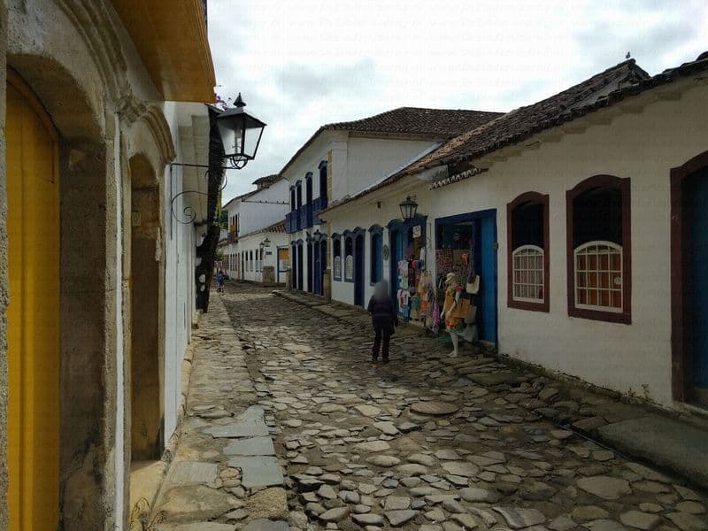 Street view near Historic Center Hostel, Paraty — © janvanbekkum (CC BY-SA · Mapillary)