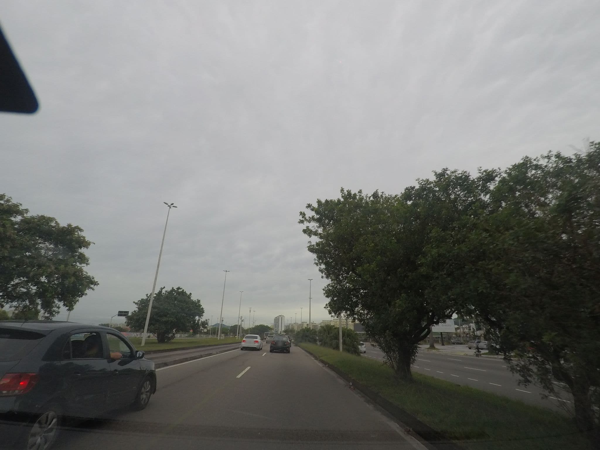 Street view near Café Da Manhã, Barra da Tijuca — © thierryajeaniphone (CC BY-SA · Mapillary)