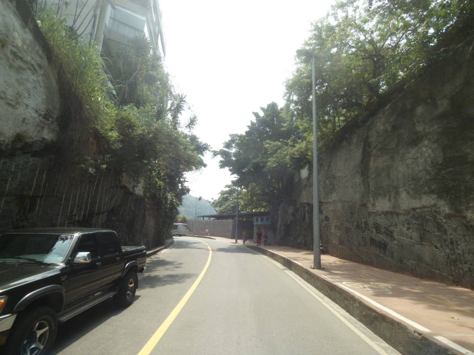 Street view near Ocean Inn Rio Hostel, Vidigal — © projevias (CC BY-SA · Mapillary)