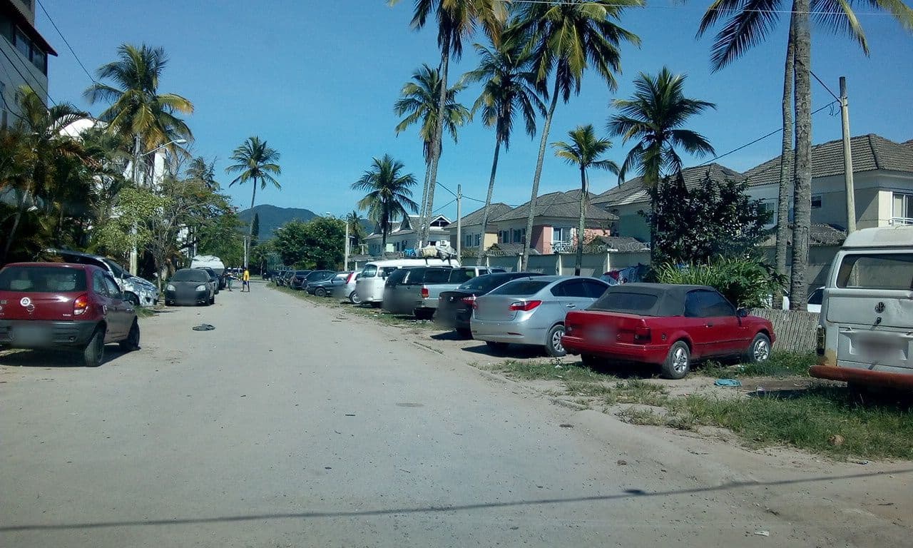 Street view near Apartamento Pontal Beach, Barra da Tijuca — © marciosampaio (CC BY-SA · Mapillary)