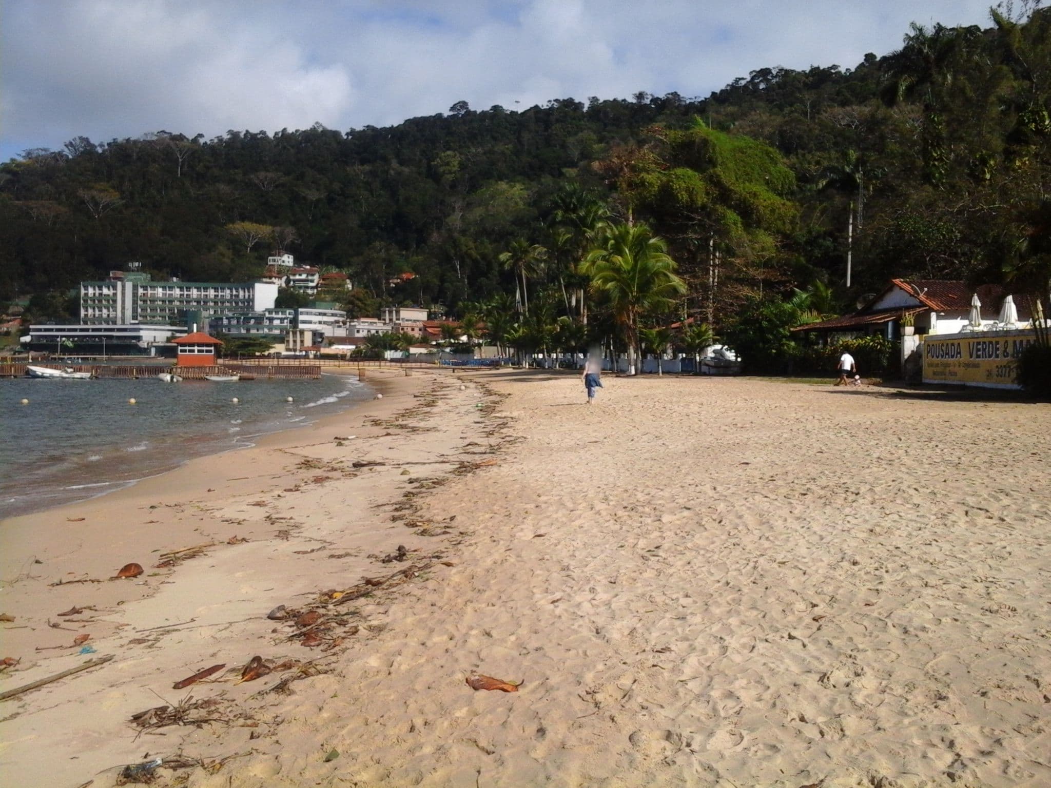 Street view near clube municipal sede náutica, Angra dos Reis — © linhares (CC BY-SA · Mapillary)