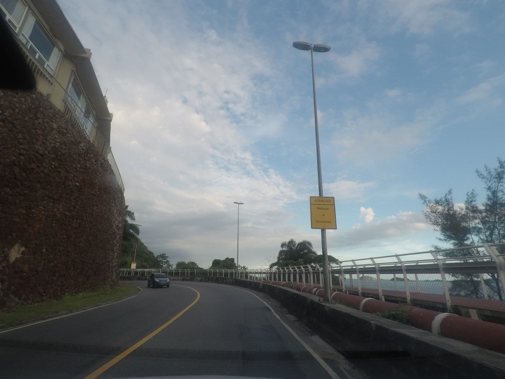 Street view near VIP's Suítes, Vidigal — © thierryajeaniphone (CC BY-SA · Mapillary)