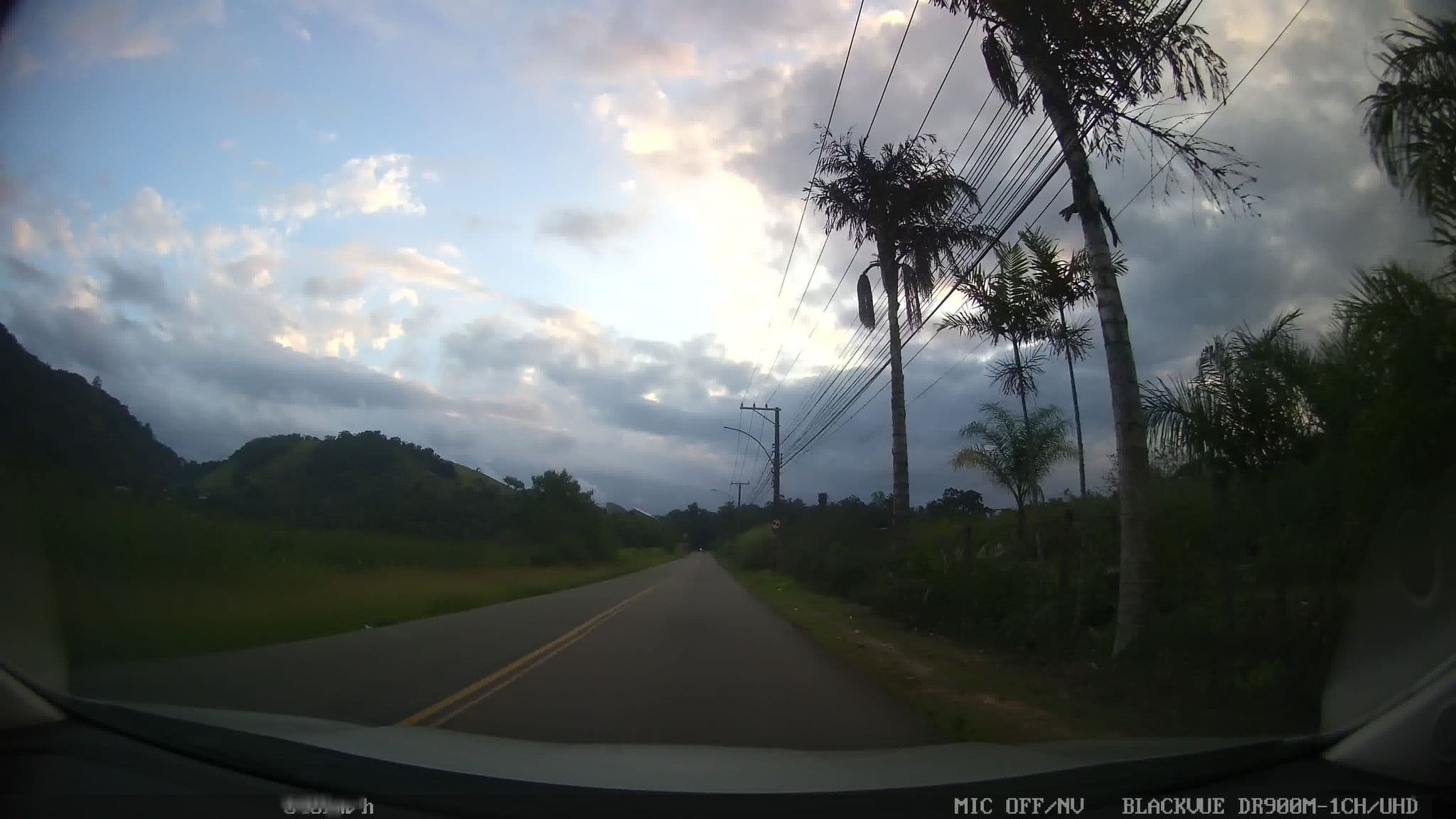 Street view near Casa dos Franceses B&B, Barra da Tijuca — © kaart_1 (CC BY-SA · Mapillary)