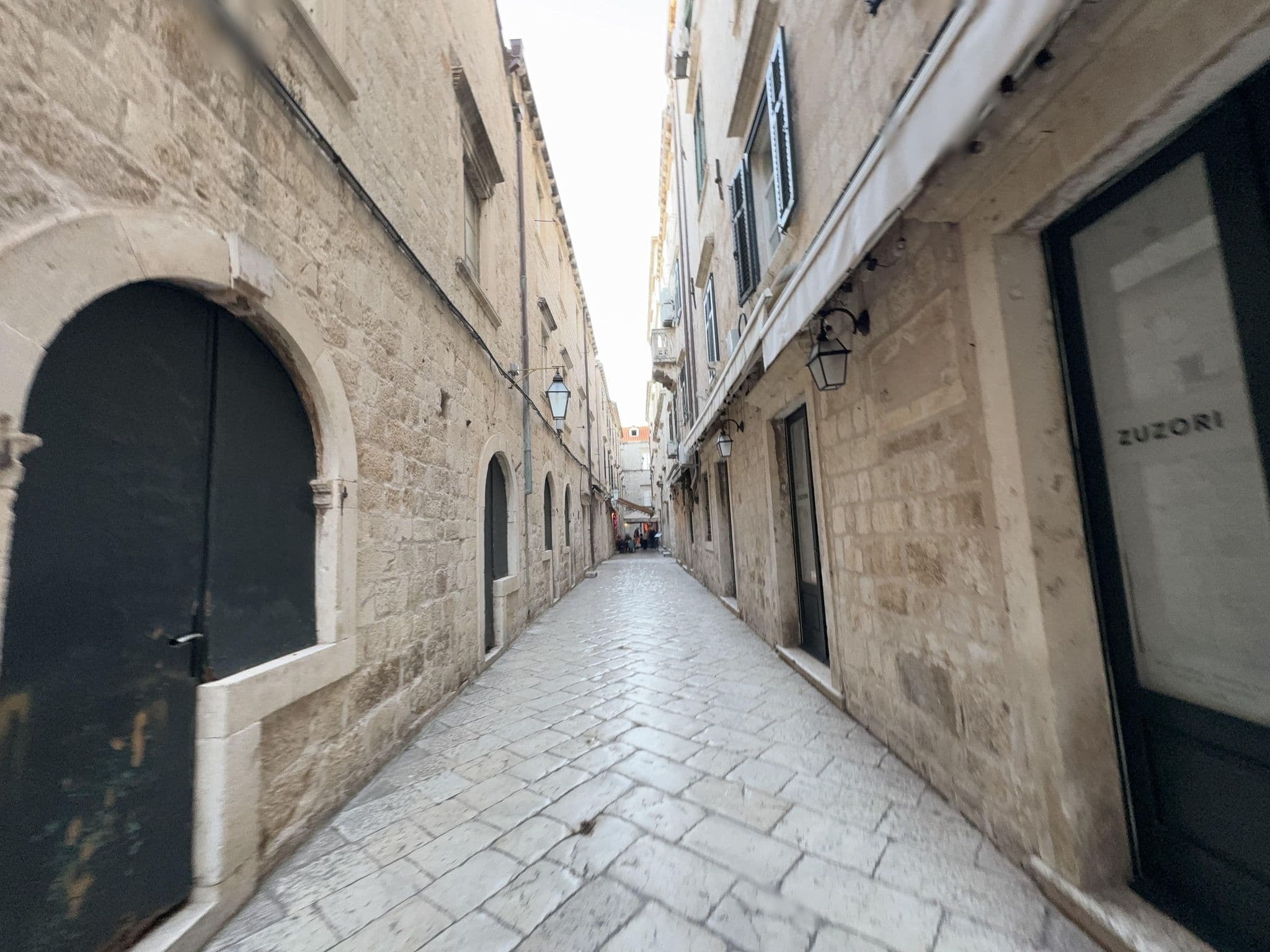 Street view near Pucić Palace, Dubrovnik — © filipb (CC BY-SA · Mapillary)