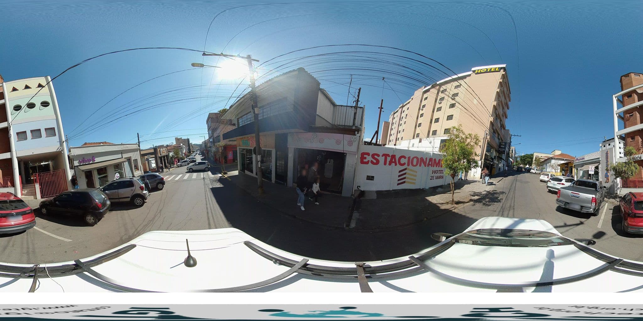 Street view near Grande Hotel Zé Maria, Cambuí — © IGTECH (CC BY-SA · Mapillary)