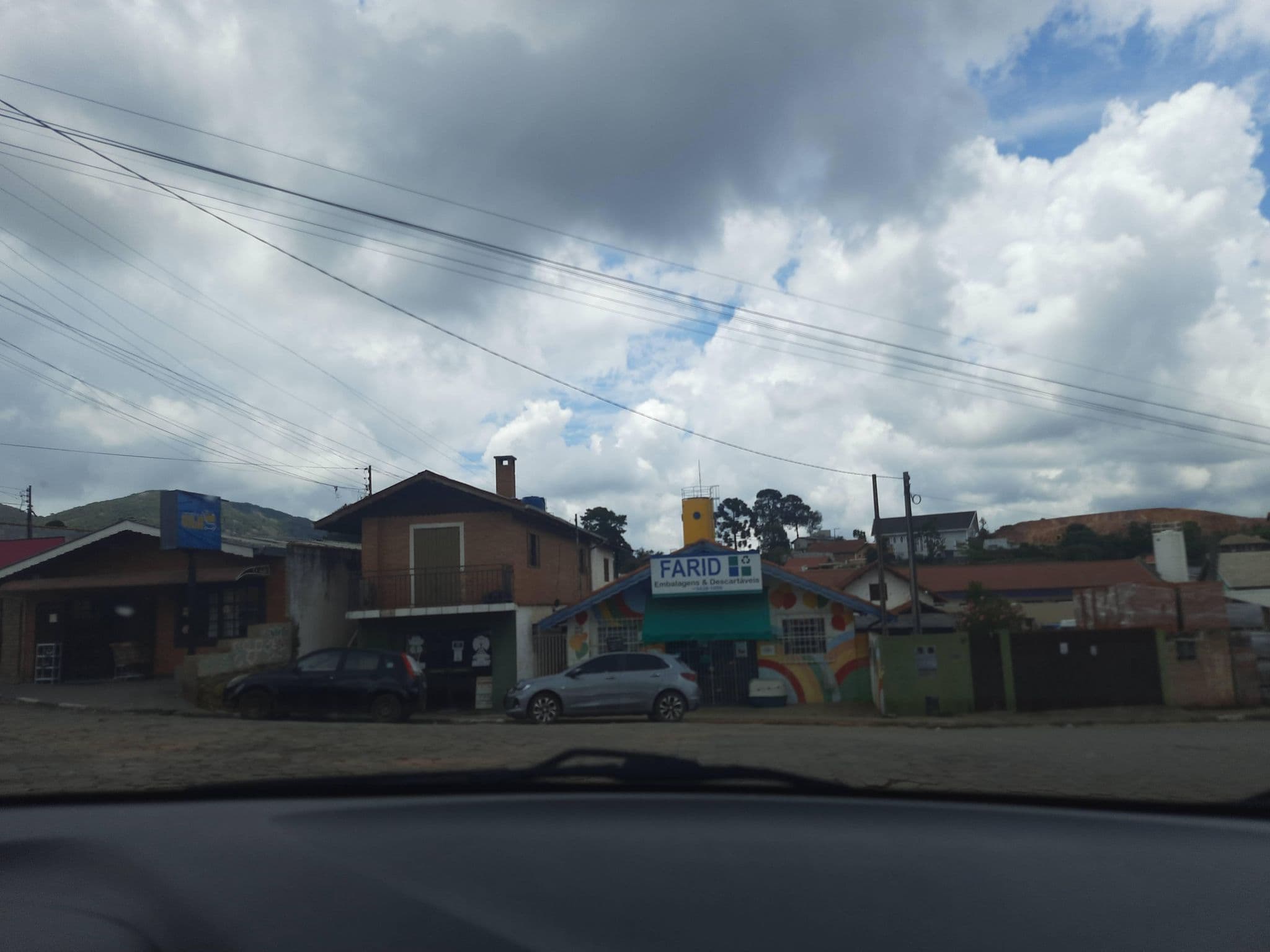 Street view near Pousada Aconchego, Monte Verde — © alemenezes (CC BY-SA · Mapillary)