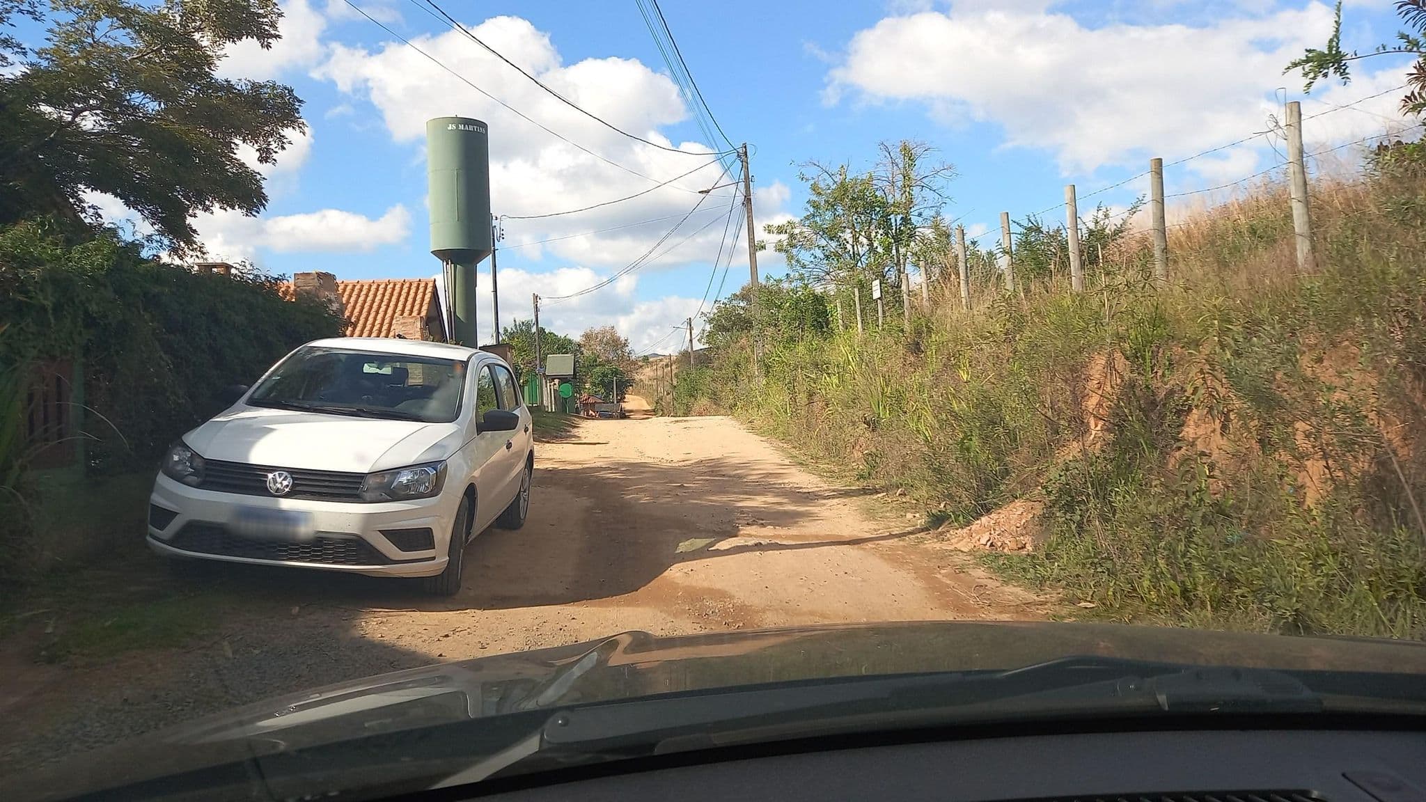 Street view near Pousada Vista Da Serra, Monte Verde — © gchiorato (CC BY-SA · Mapillary)